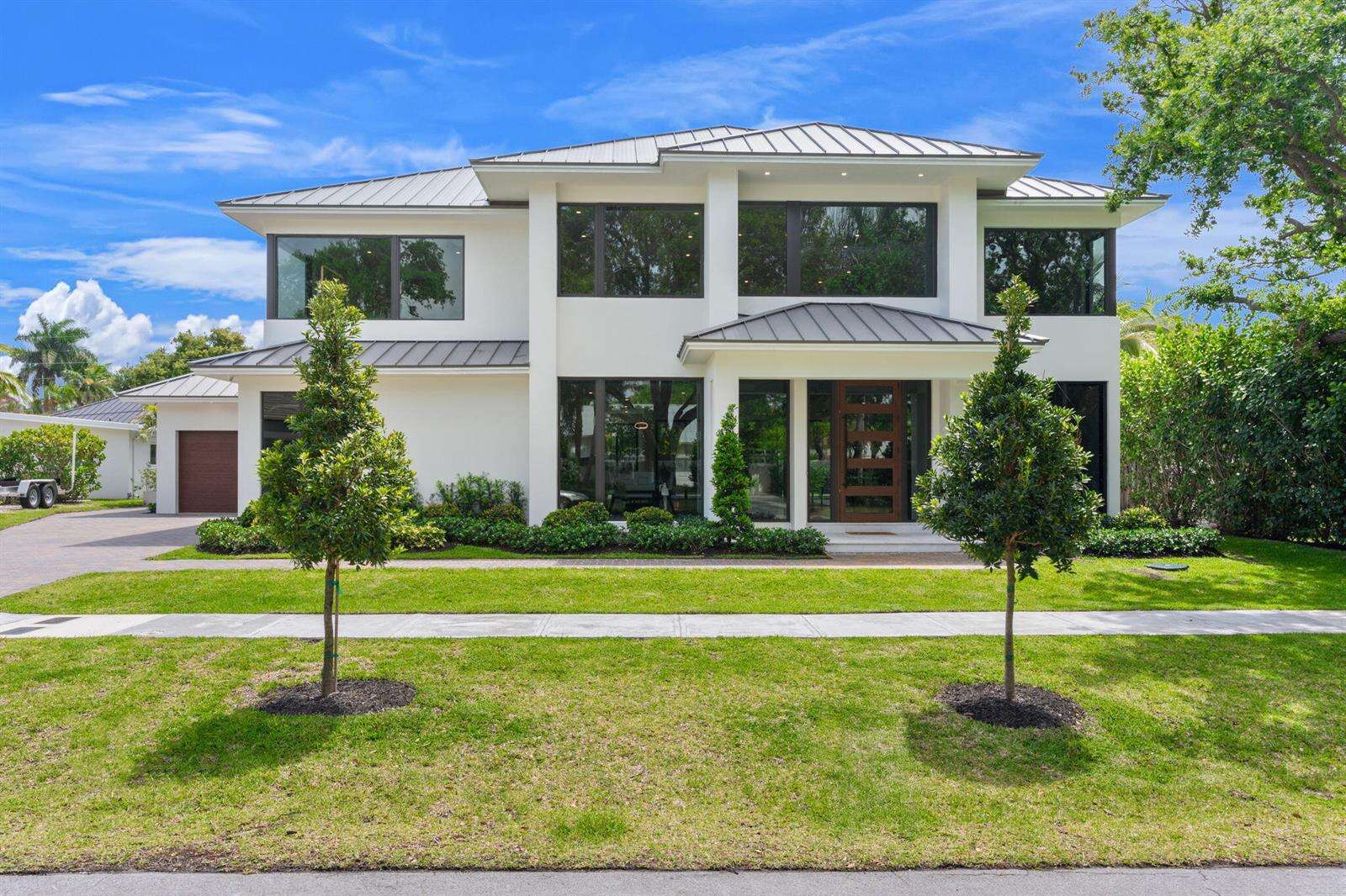 2406 13th, Fort Lauderdale, FL 33304 - For Sale photo 1