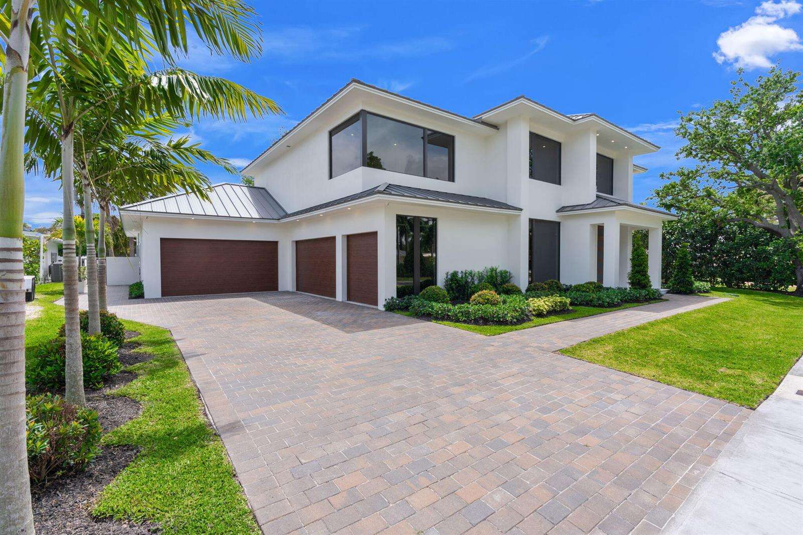 2406 13th, Fort Lauderdale, FL 33304 - For Sale photo 4