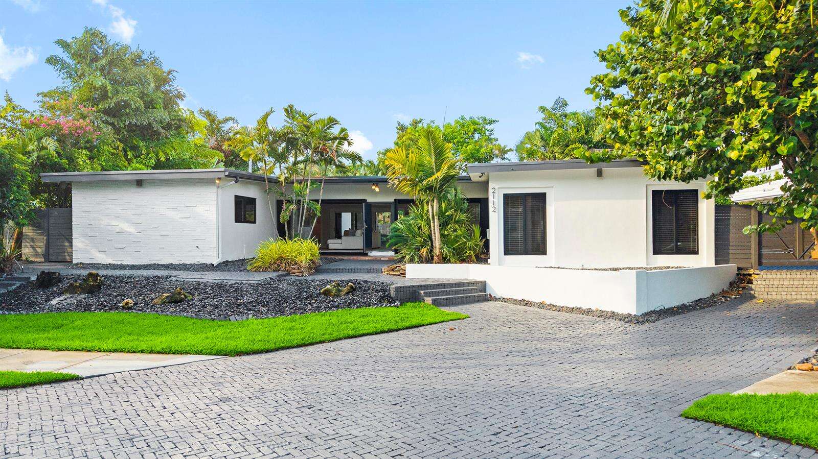 2112 Manatee, Fort Lauderdale, FL 33316 - For Sale photo 1
