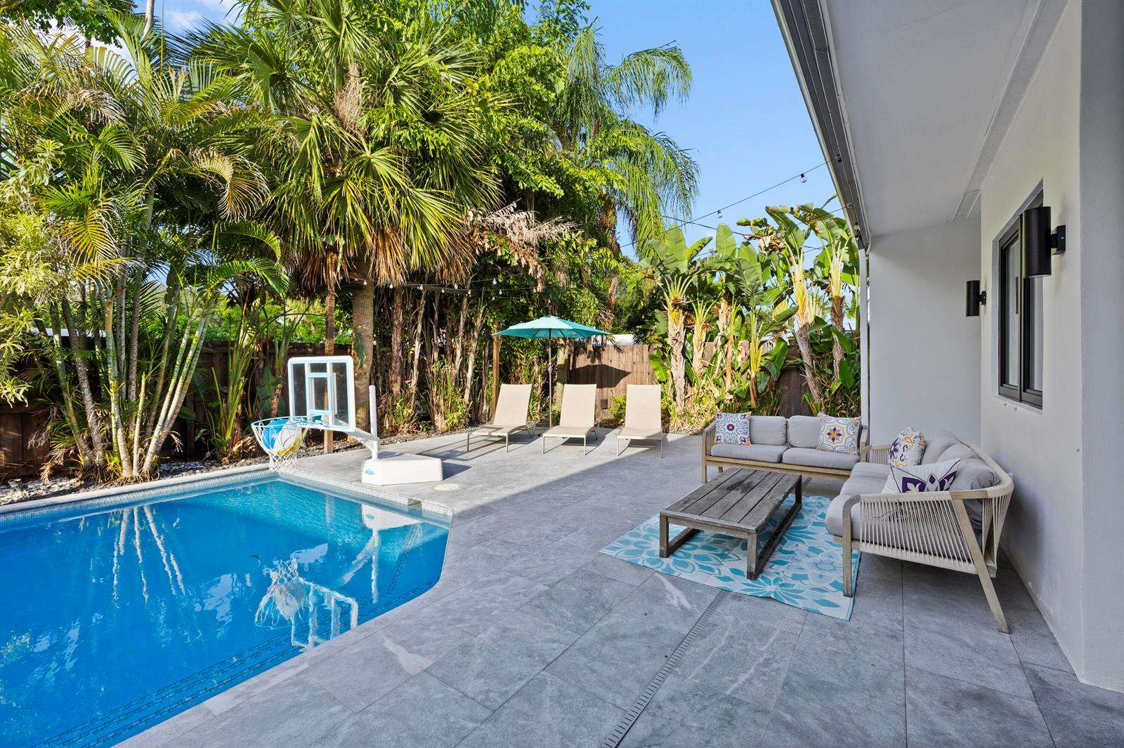 2112 Manatee, Fort Lauderdale, FL 33316 - For Sale photo 3