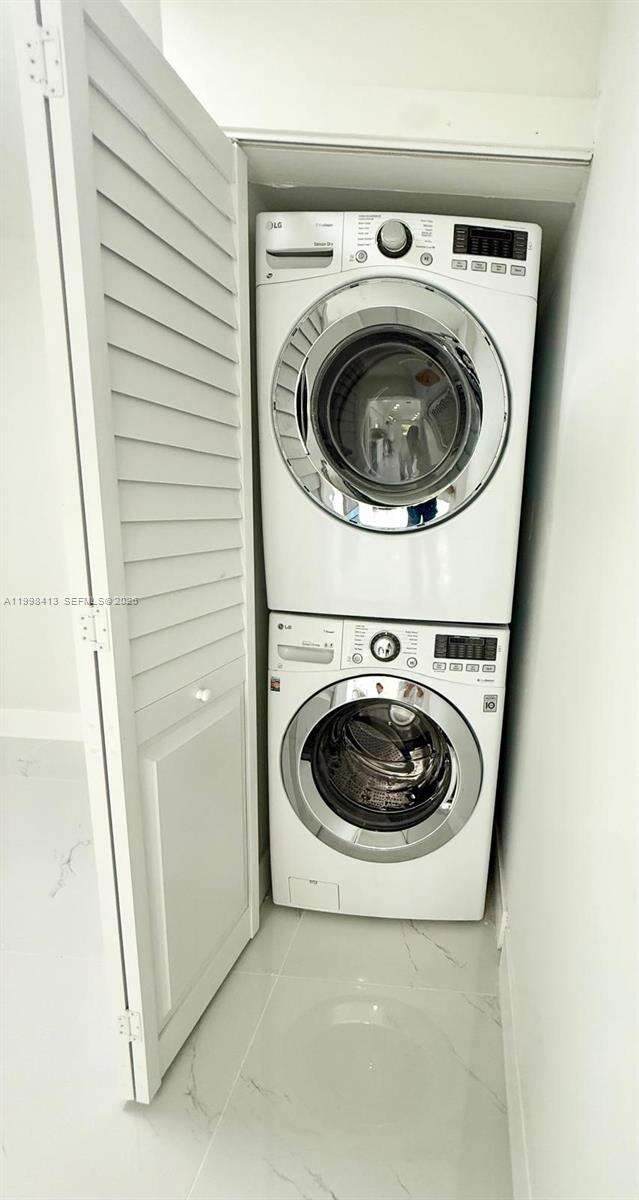 2516 Wiley Ct, Hollywood, FL 33020 | Picture 5