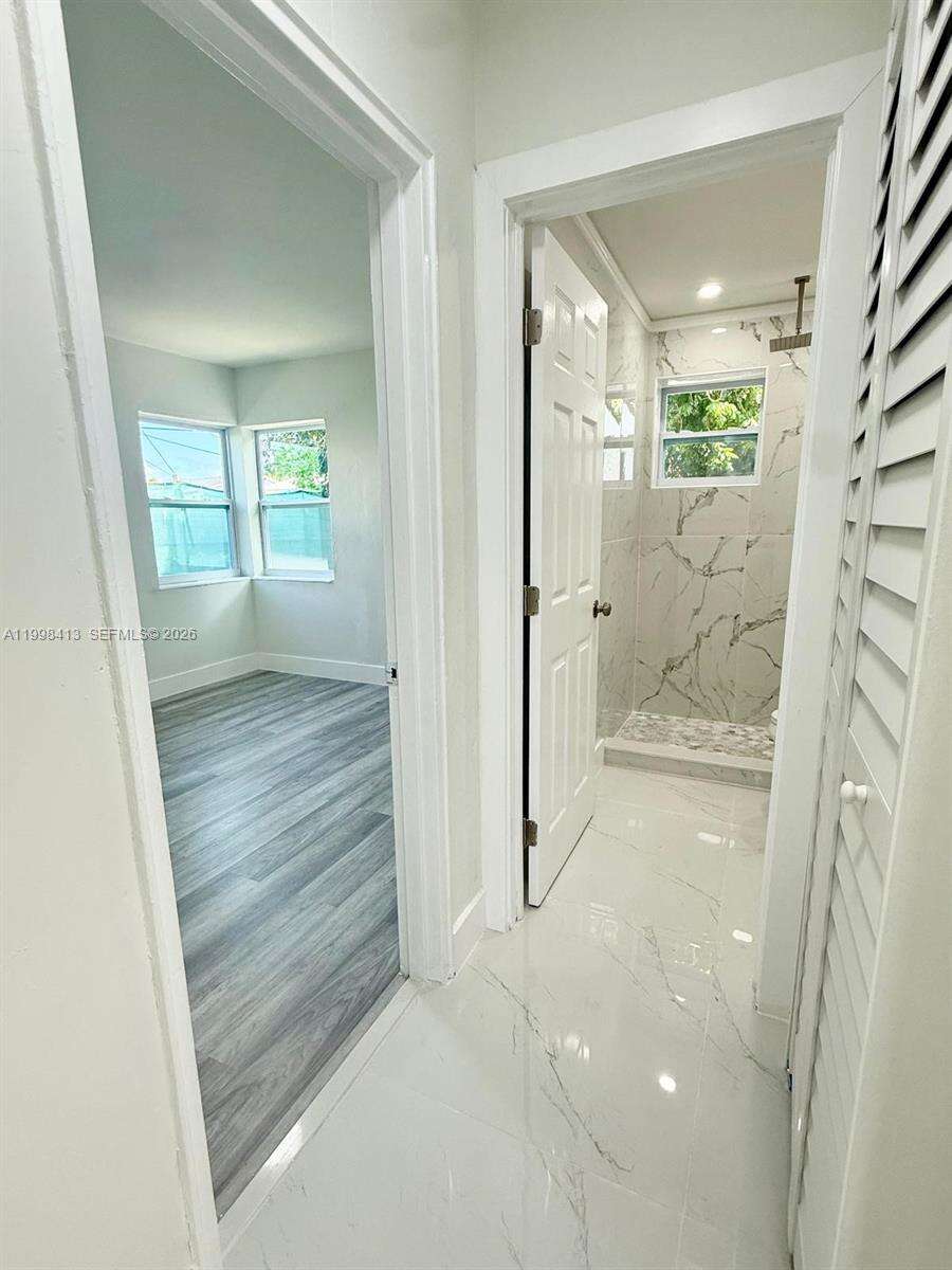 2516 Wiley Ct, Hollywood, FL 33020 | Picture 8