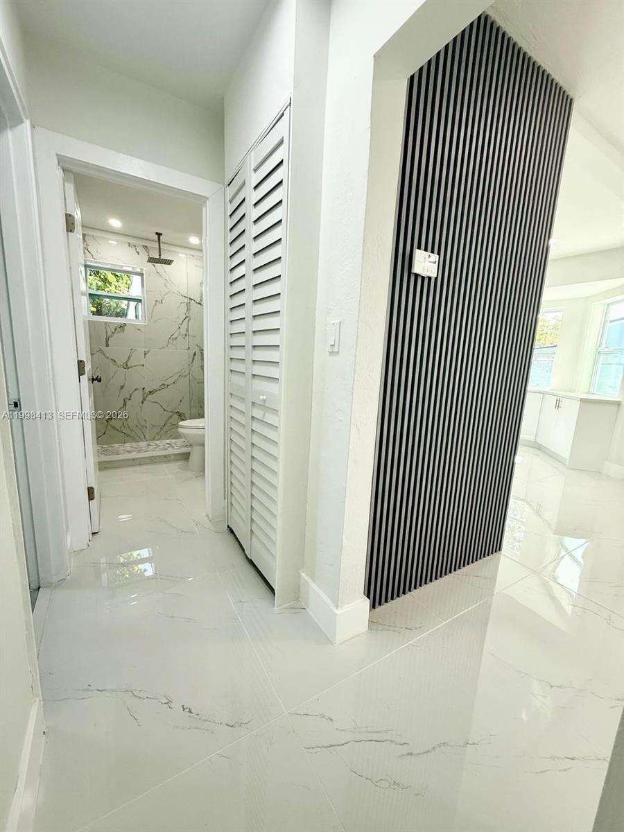 2516 Wiley Ct, Hollywood, FL 33020 | Picture 10