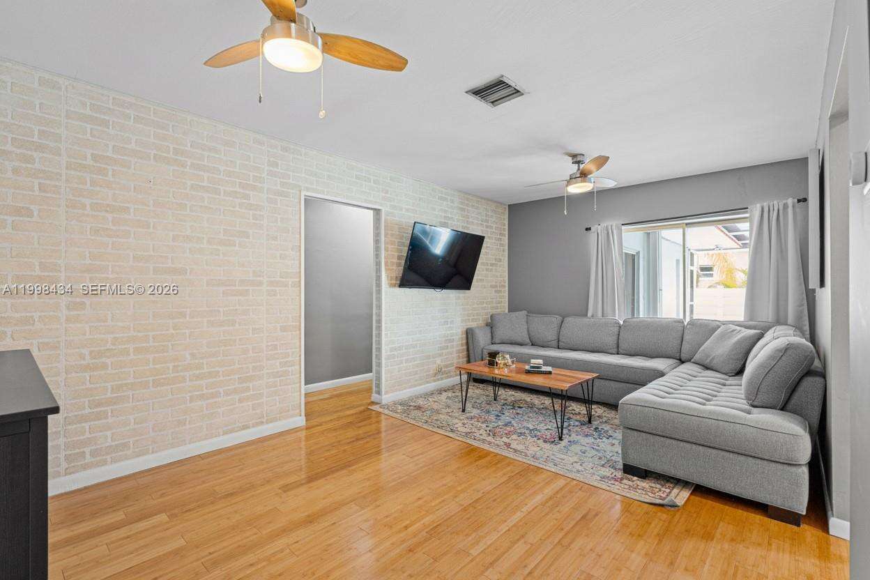 5214 Park Rd, Hollywood, FL 33021 | Picture 10