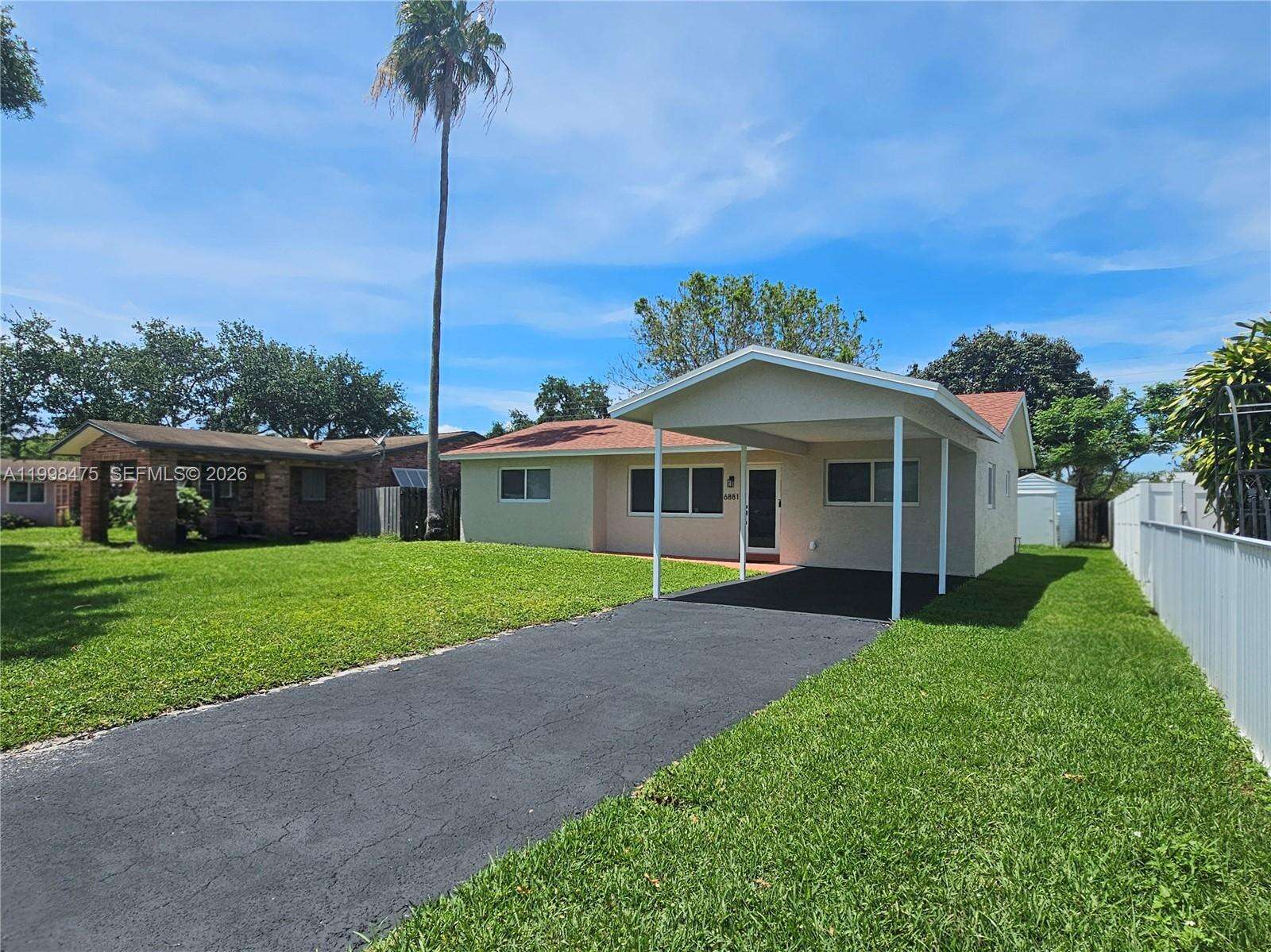 6881 Harding St, Hollywood, FL 33024 - For Sale photo 3