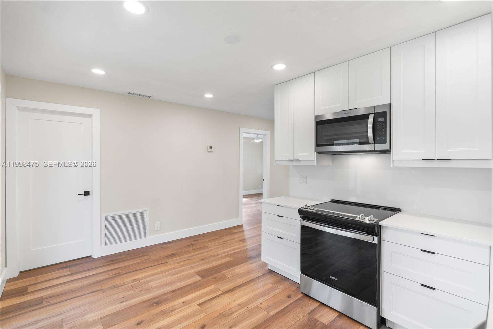 6881 Harding St, Hollywood, FL 33024 - For Sale photo 7