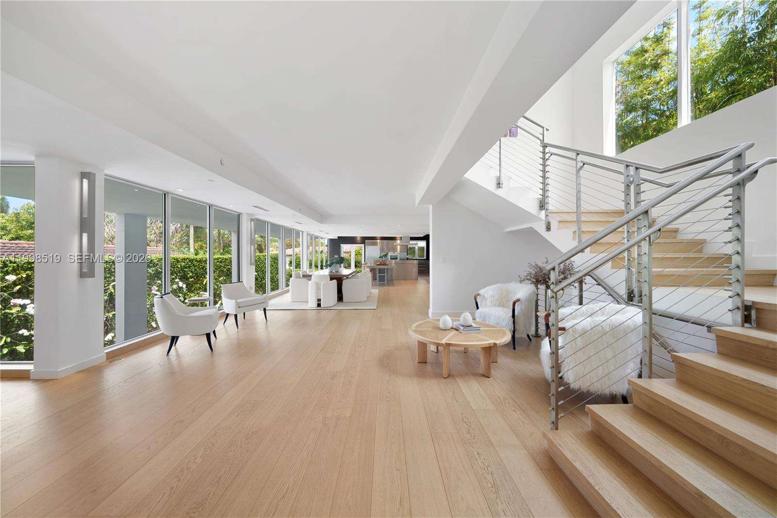 215 Palm Ave, Miami Beach, FL 33139 | Picture 2