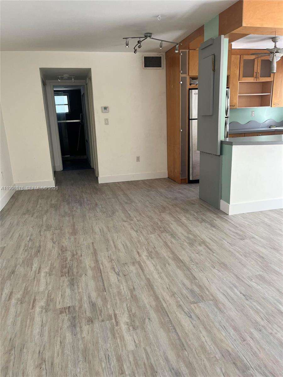 240 Collins Ave, Miami Beach, FL 33139 | Picture 3