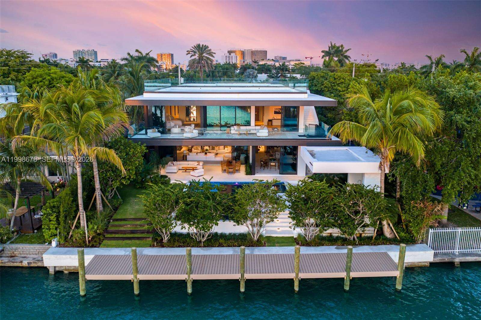 9640 Broadview Dr, Bay Harbor Islands, FL 33154 | Picture 1