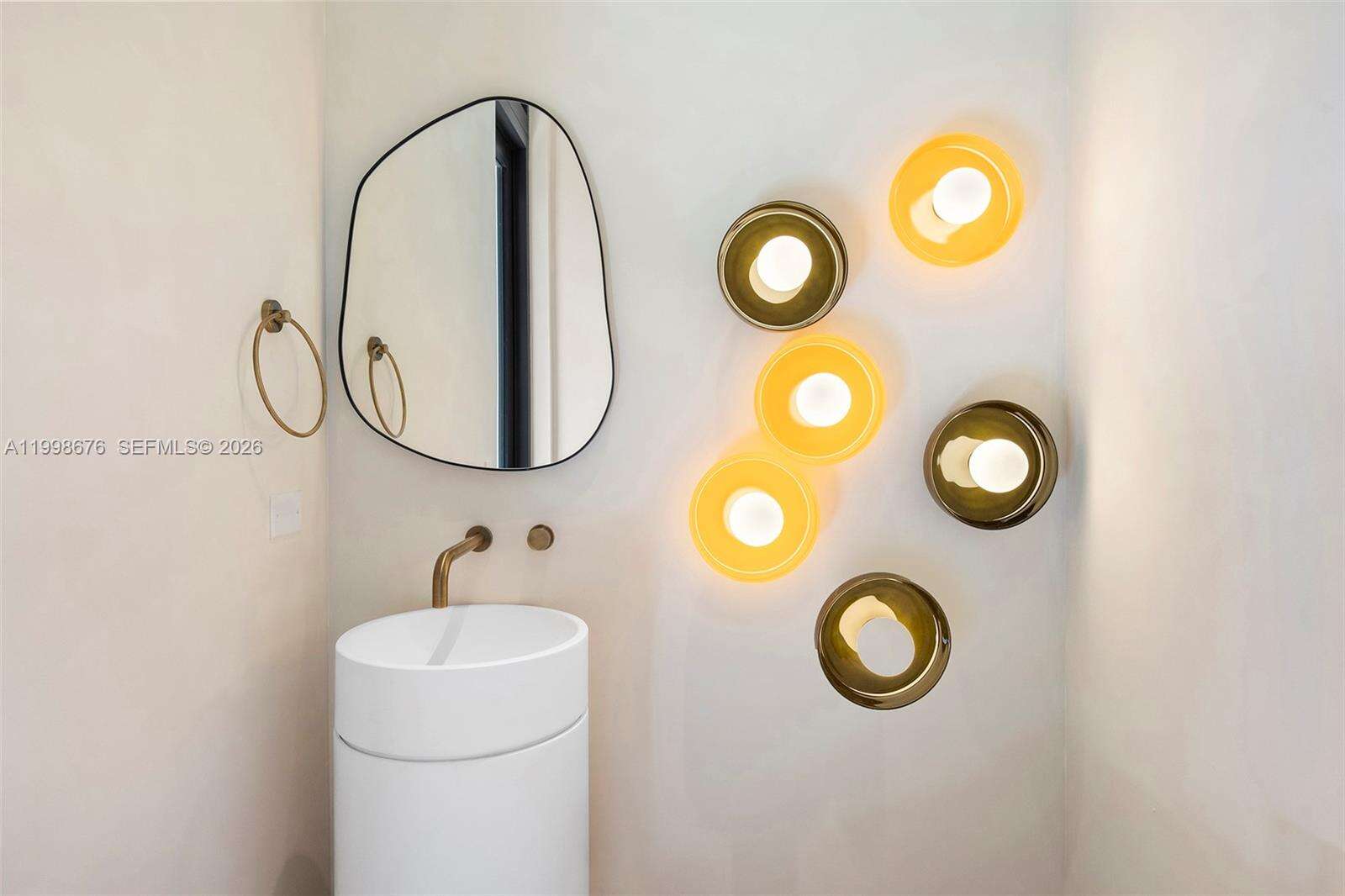 9640 Broadview Dr, Bay Harbor Islands, FL 33154 | Picture 24