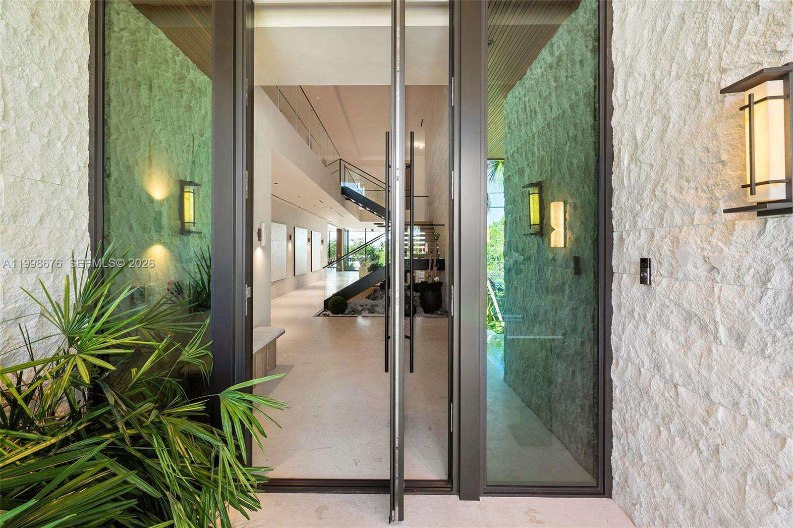 9640 Broadview Dr, Bay Harbor Islands, FL 33154 | Picture 5