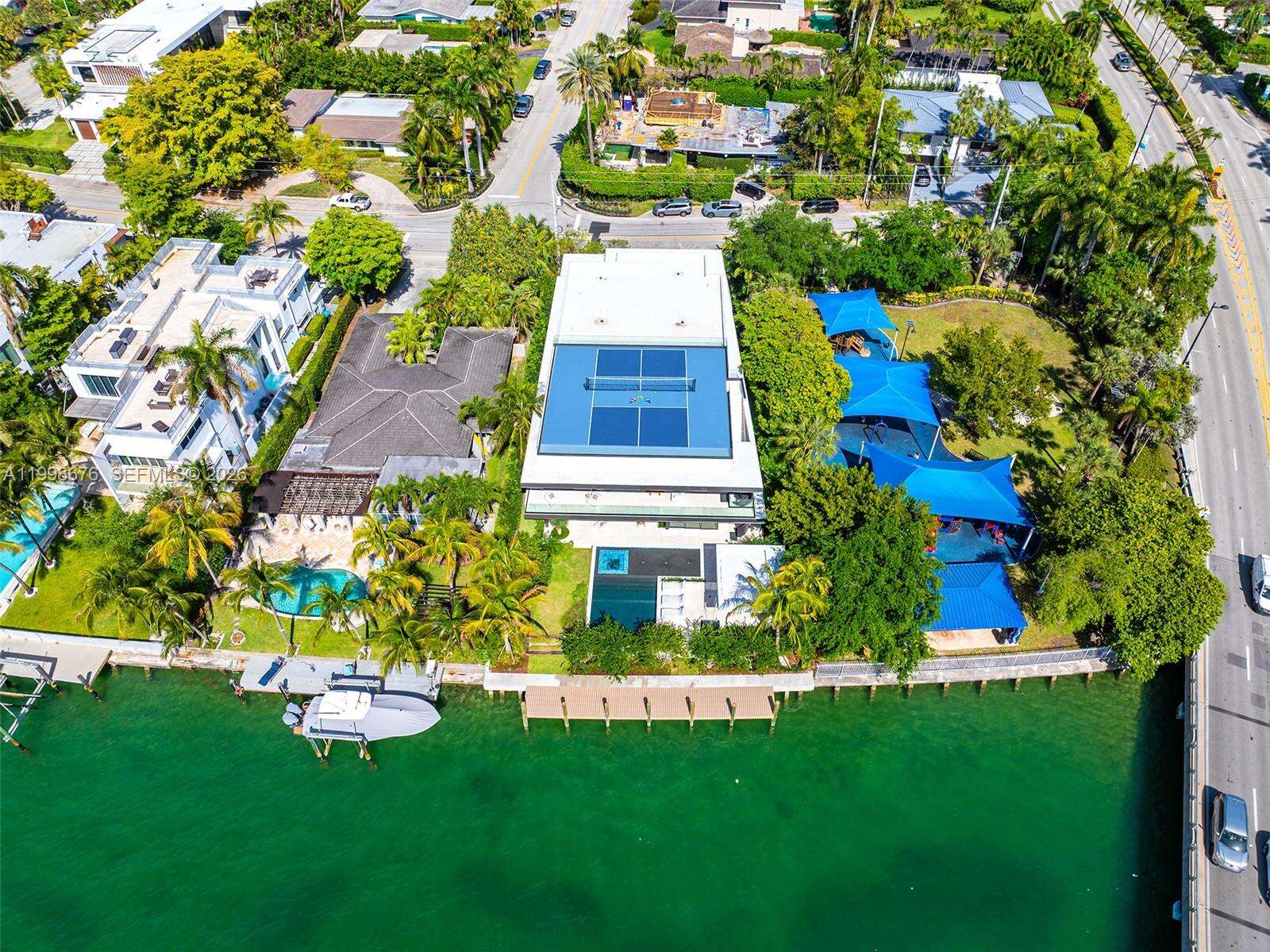 9640 Broadview Dr, Bay Harbor Islands, FL 33154 | Picture 86