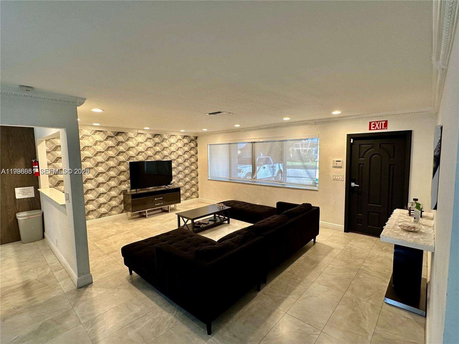 5424 Garfield St, Hollywood, FL 33021 | Picture 19