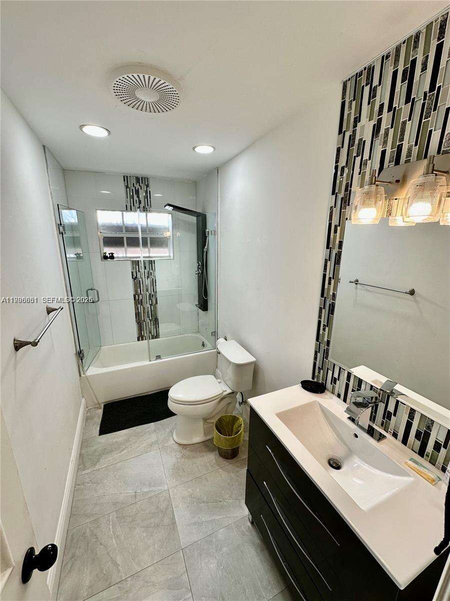 5424 Garfield St, Hollywood, FL 33021 | Picture 52