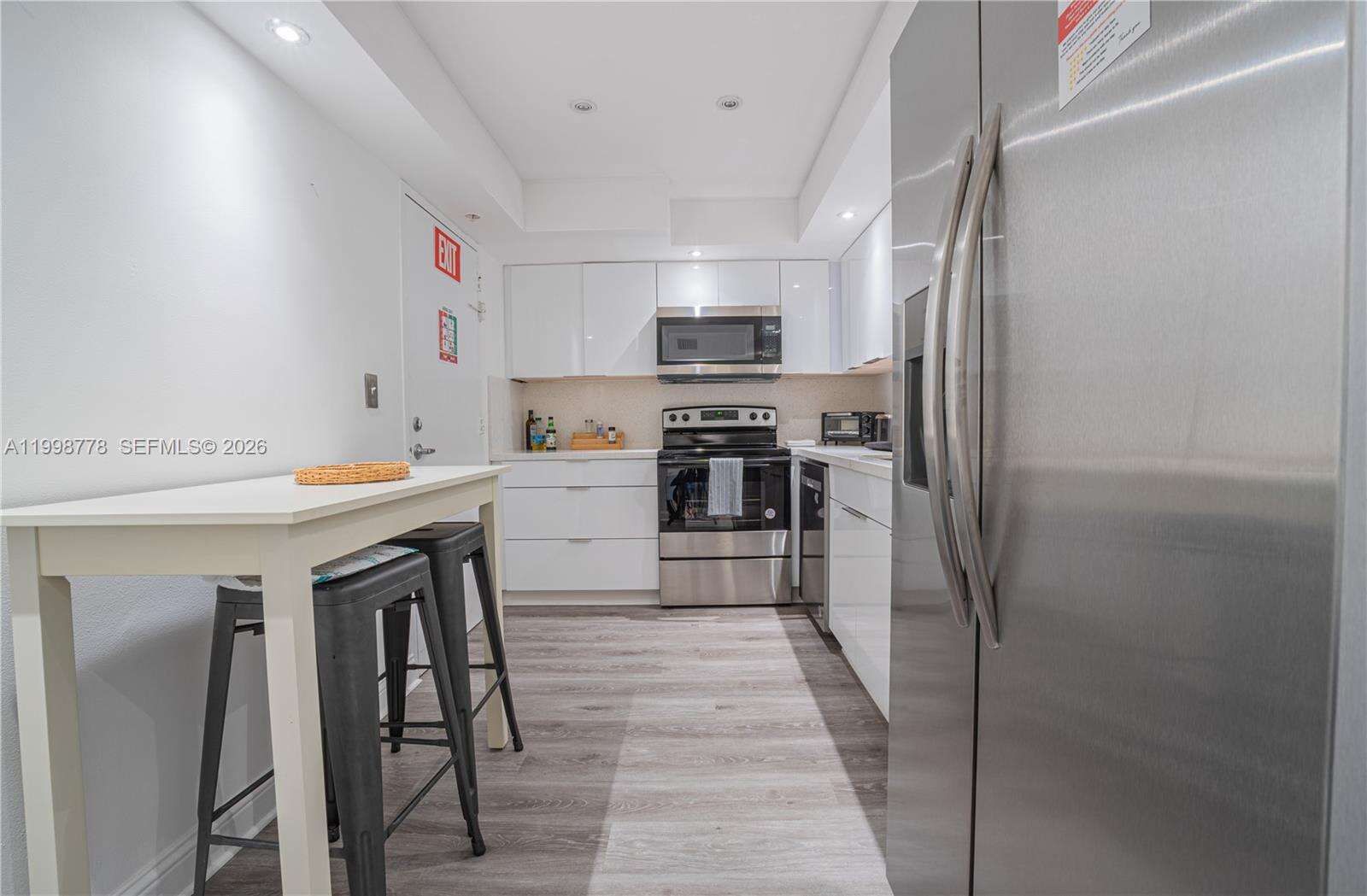 4001 Ocean Dr, Hollywood, FL 33019 | Picture 15