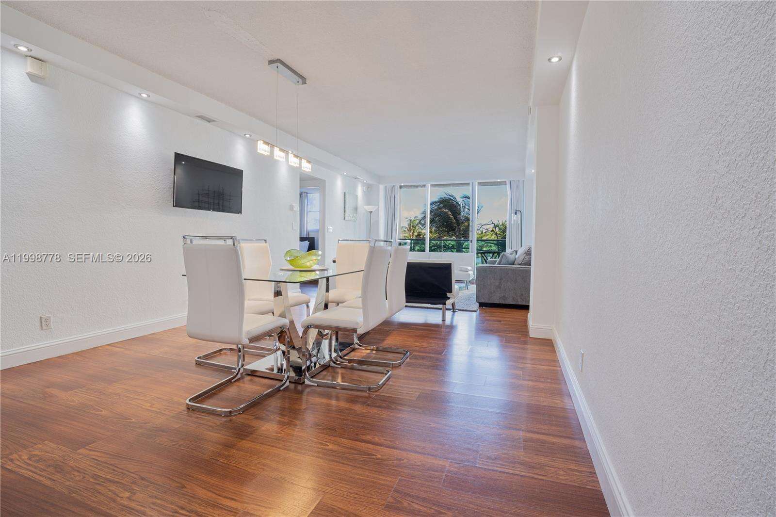 4001 Ocean Dr, Hollywood, FL 33019 | Picture 5