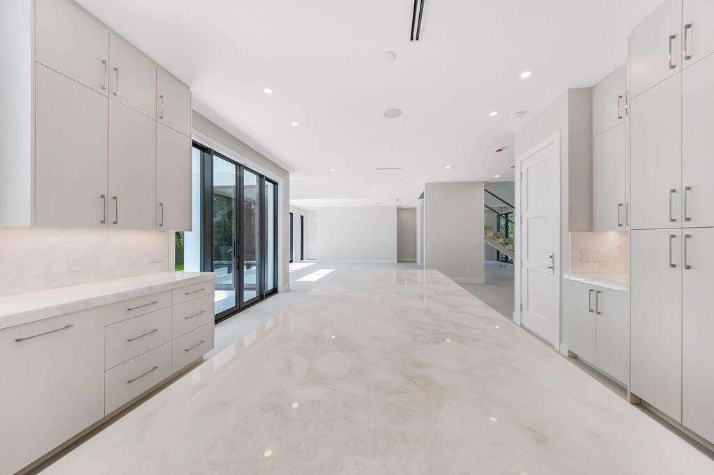1550 Ponce De Leon, Fort Lauderdale, FL 33316 - For Sale photo 17