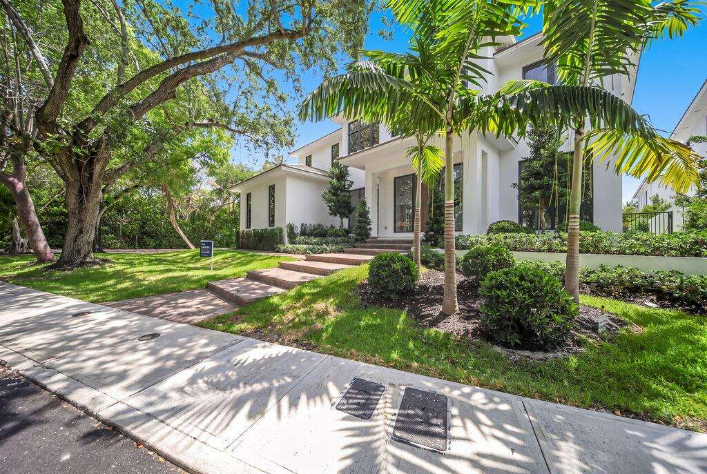 1550 Ponce De Leon, Fort Lauderdale, FL 33316 - For Sale photo 3