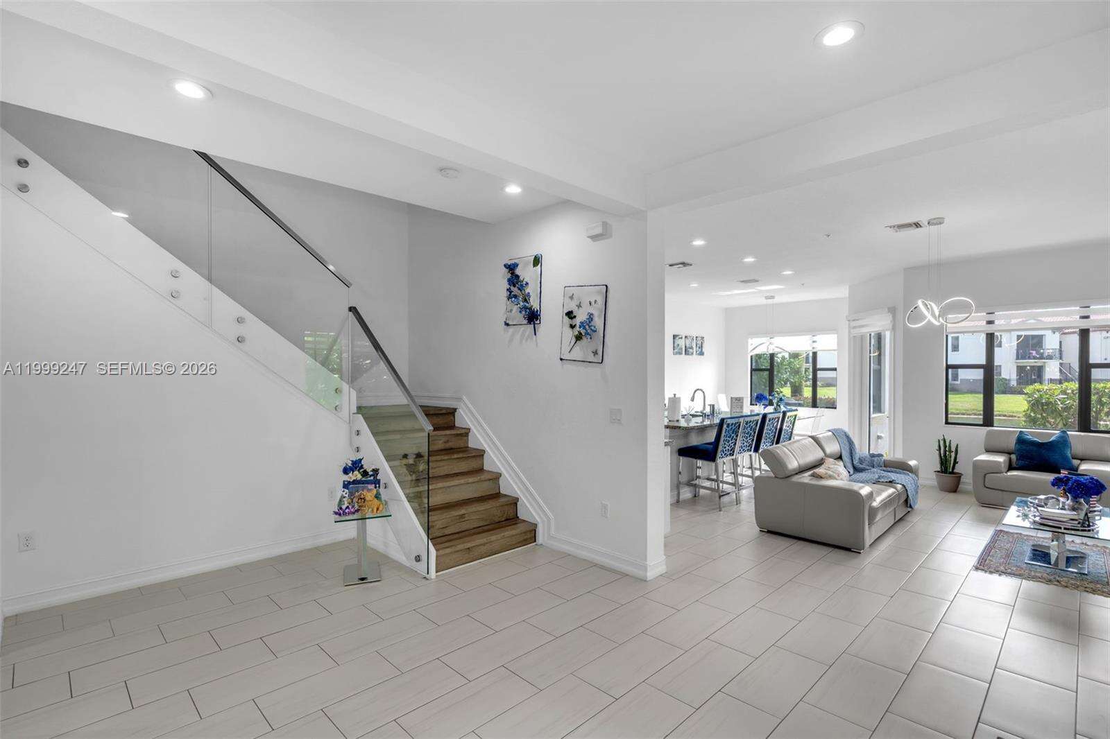 11778 13th Ln, Pembroke Pines, FL 33025 - For Sale photo 4