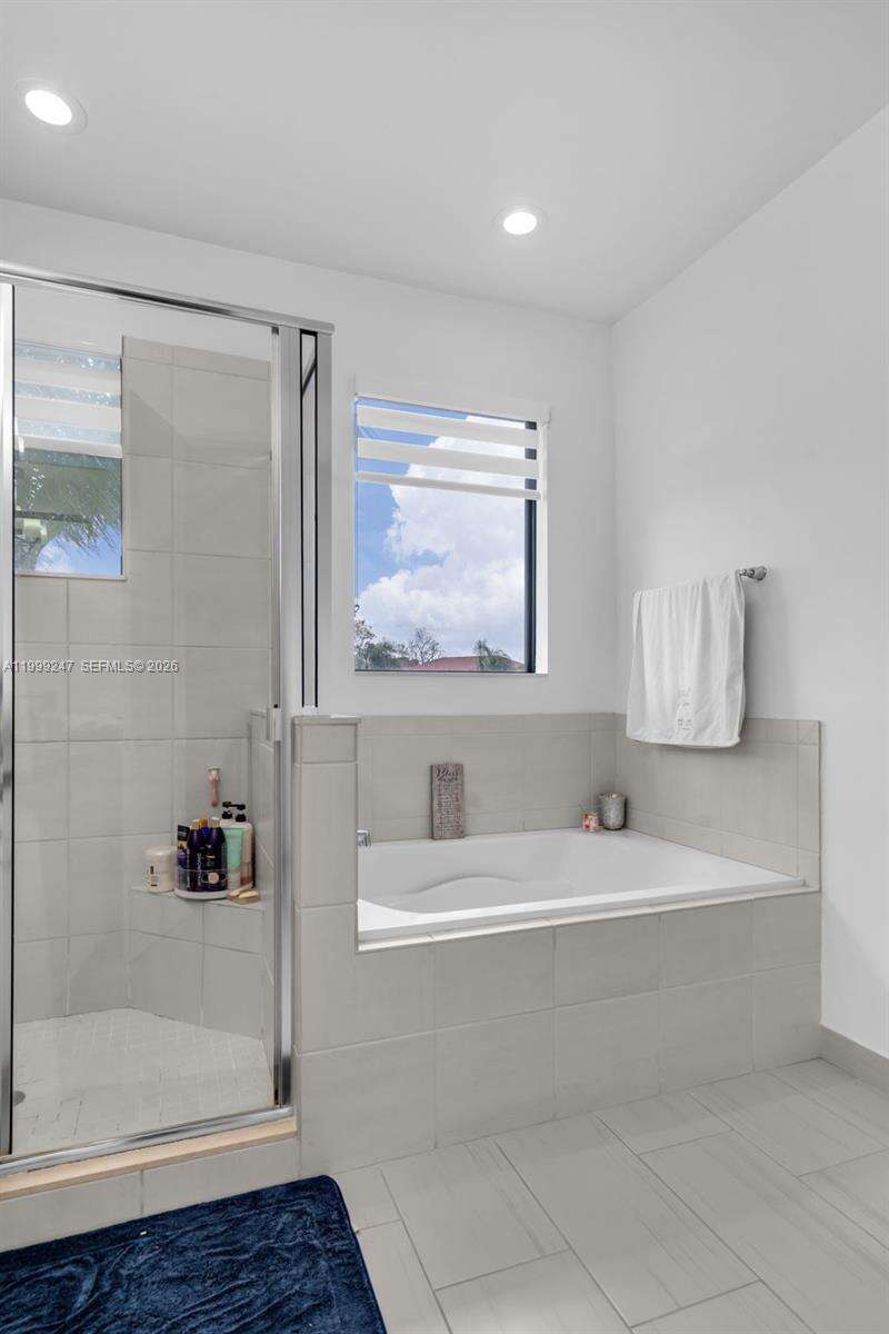 11778 13th Ln, Pembroke Pines, FL 33025 - For Sale photo 34