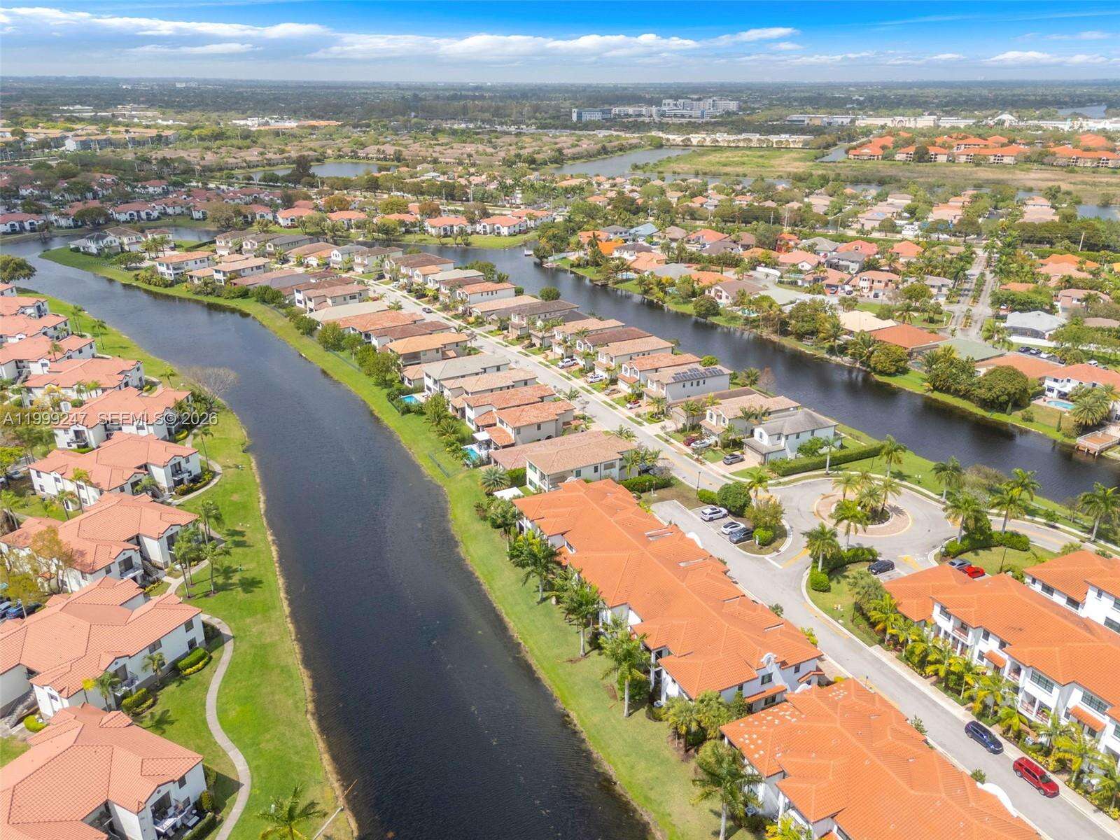 11778 13th Ln, Pembroke Pines, FL 33025 - For Sale photo 45