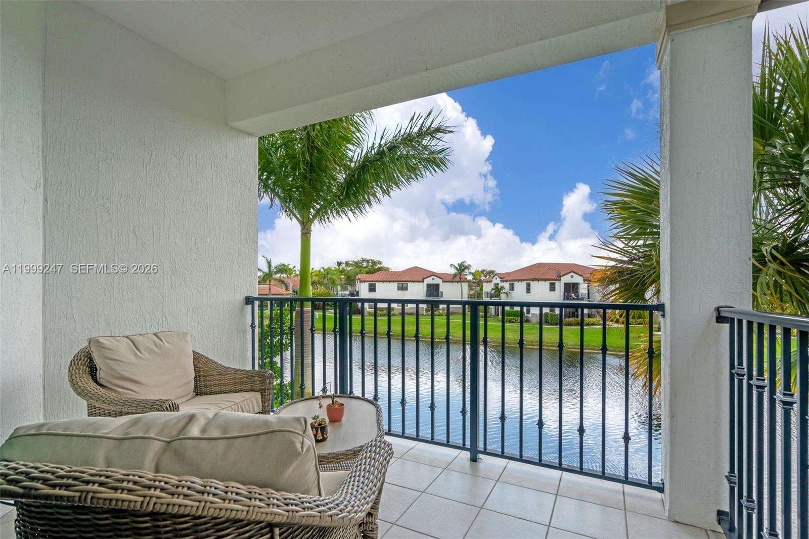11778 13th Ln, Pembroke Pines, FL 33025 - For Sale photo 6