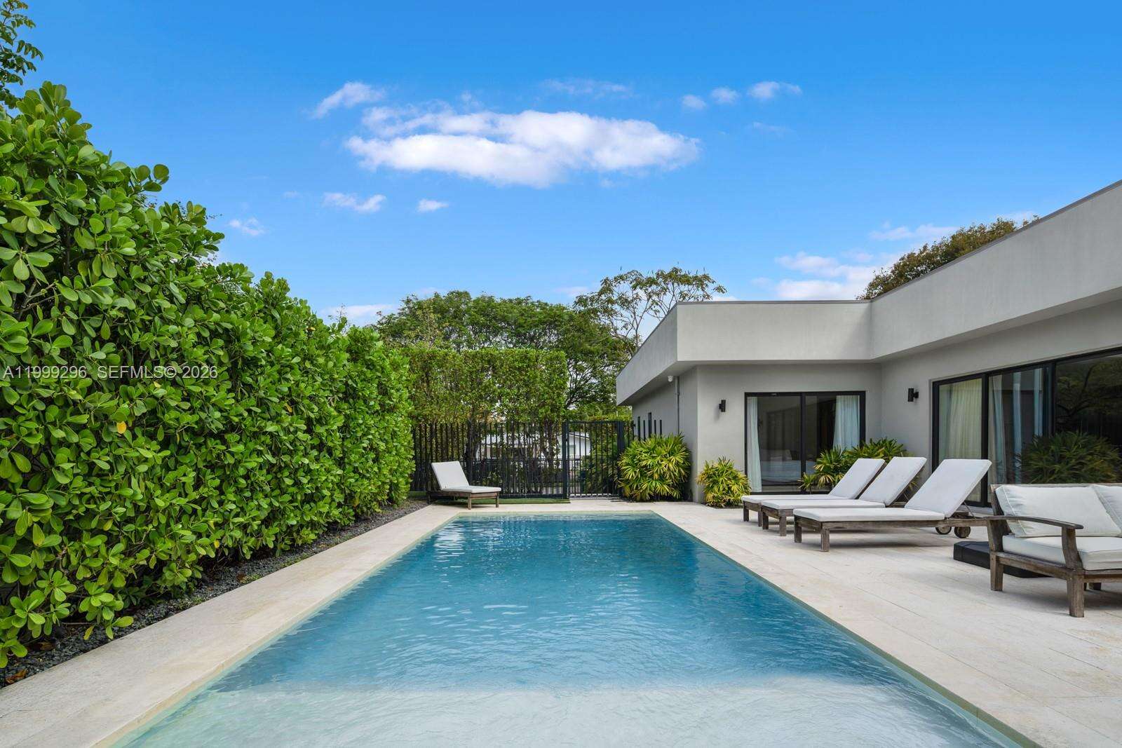 70 Samana Dr, Miami, FL 33133 - For Sale photo 18