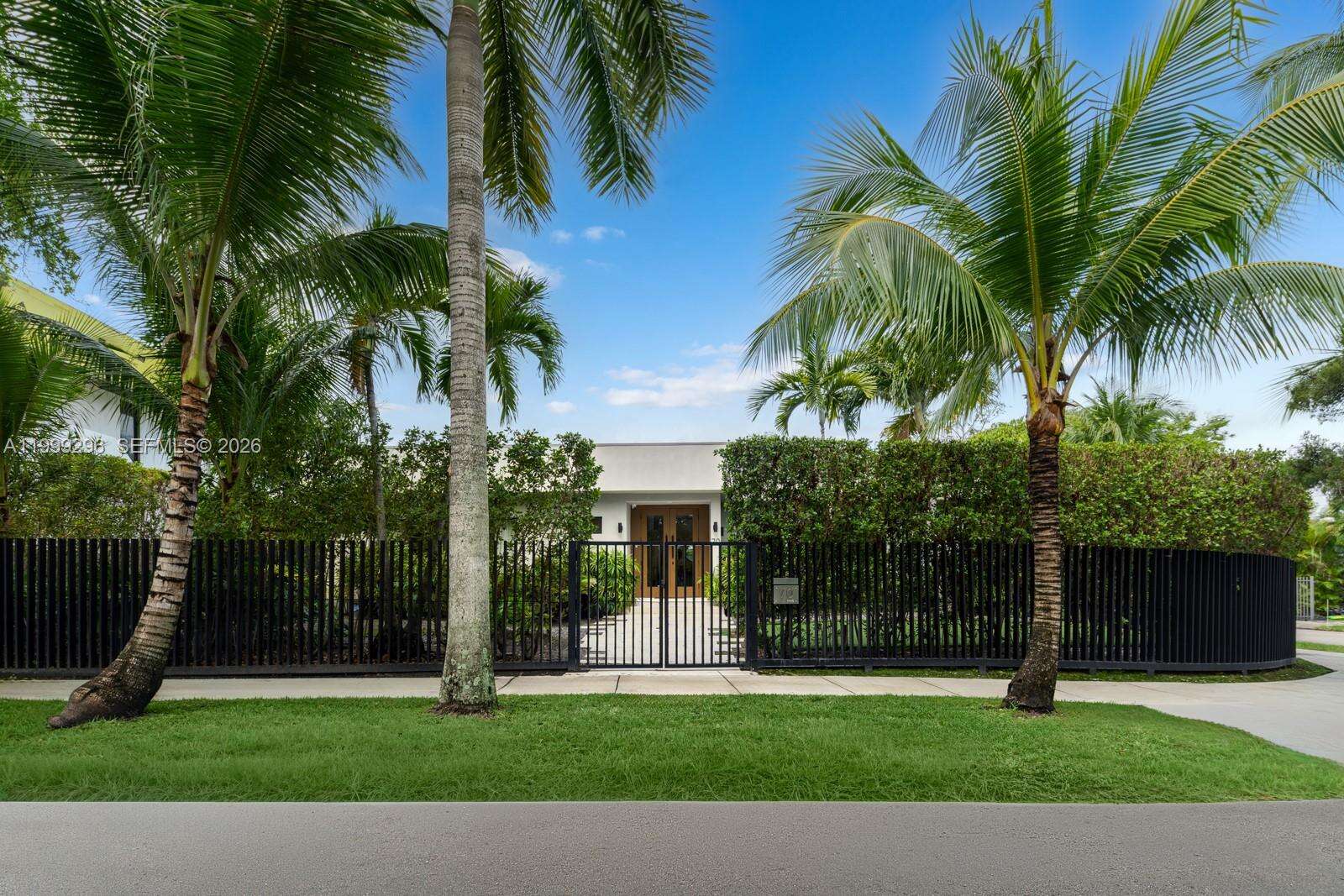 70 Samana Dr, Miami, FL 33133 - For Sale photo 24