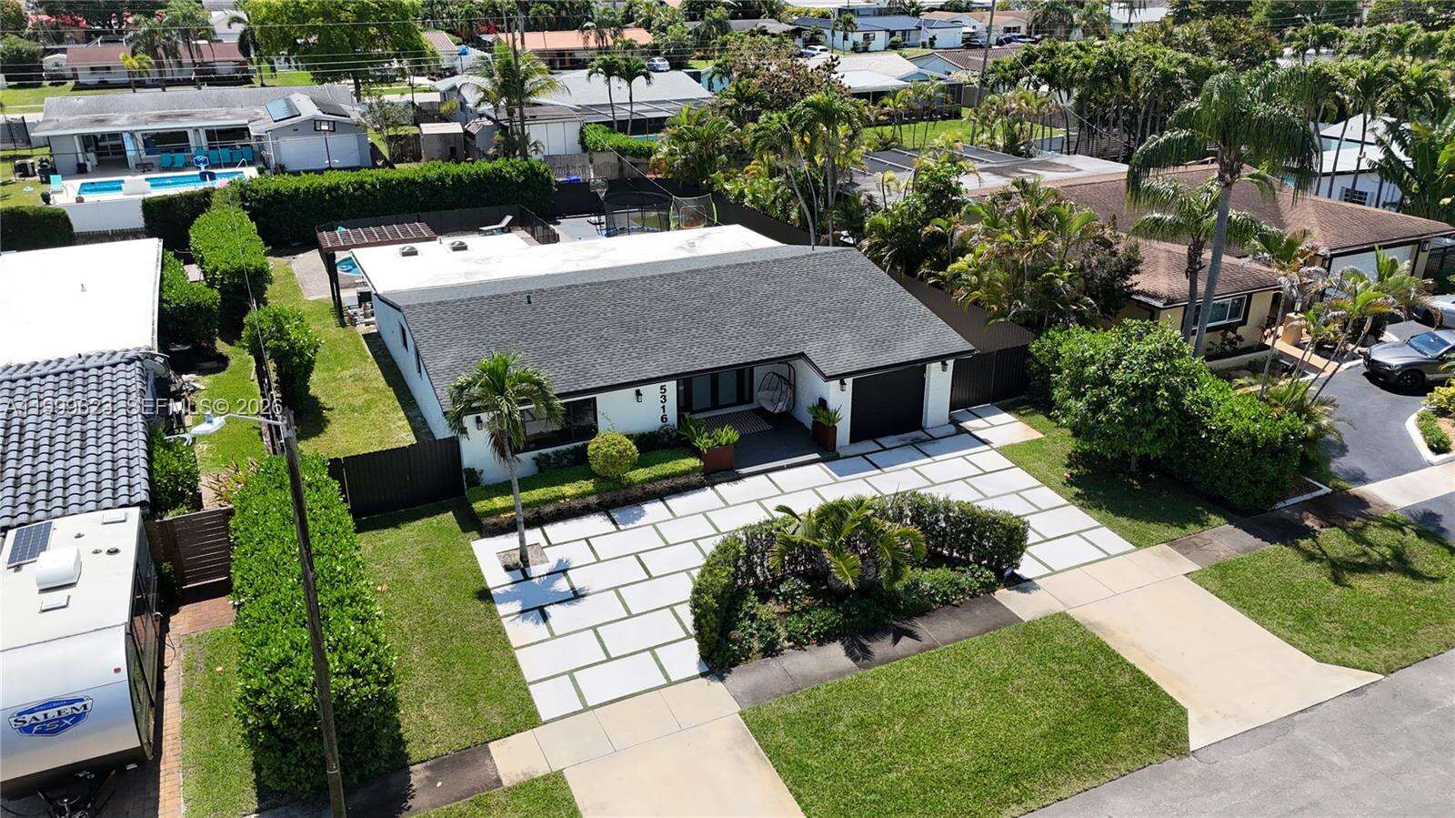 5316 Jackson St, Hollywood, FL 33021 | Picture 2