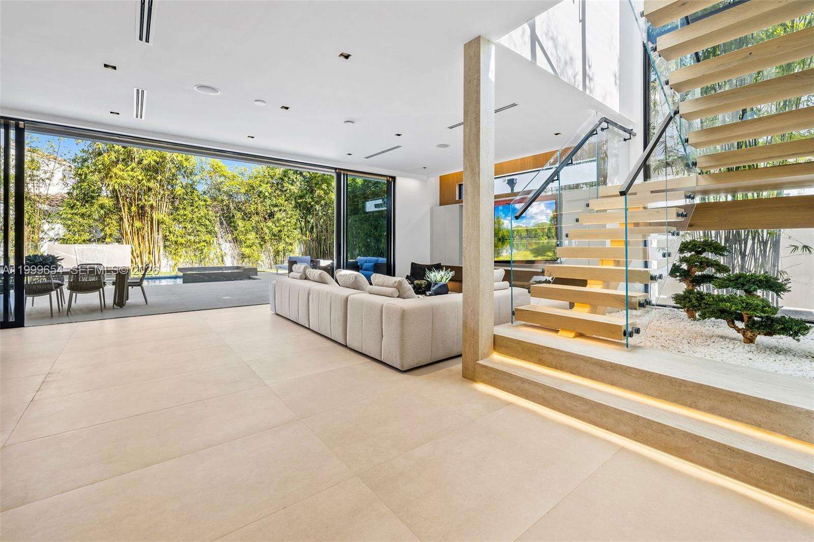 325 63rd St, Miami Beach, FL 33141 | Picture 18