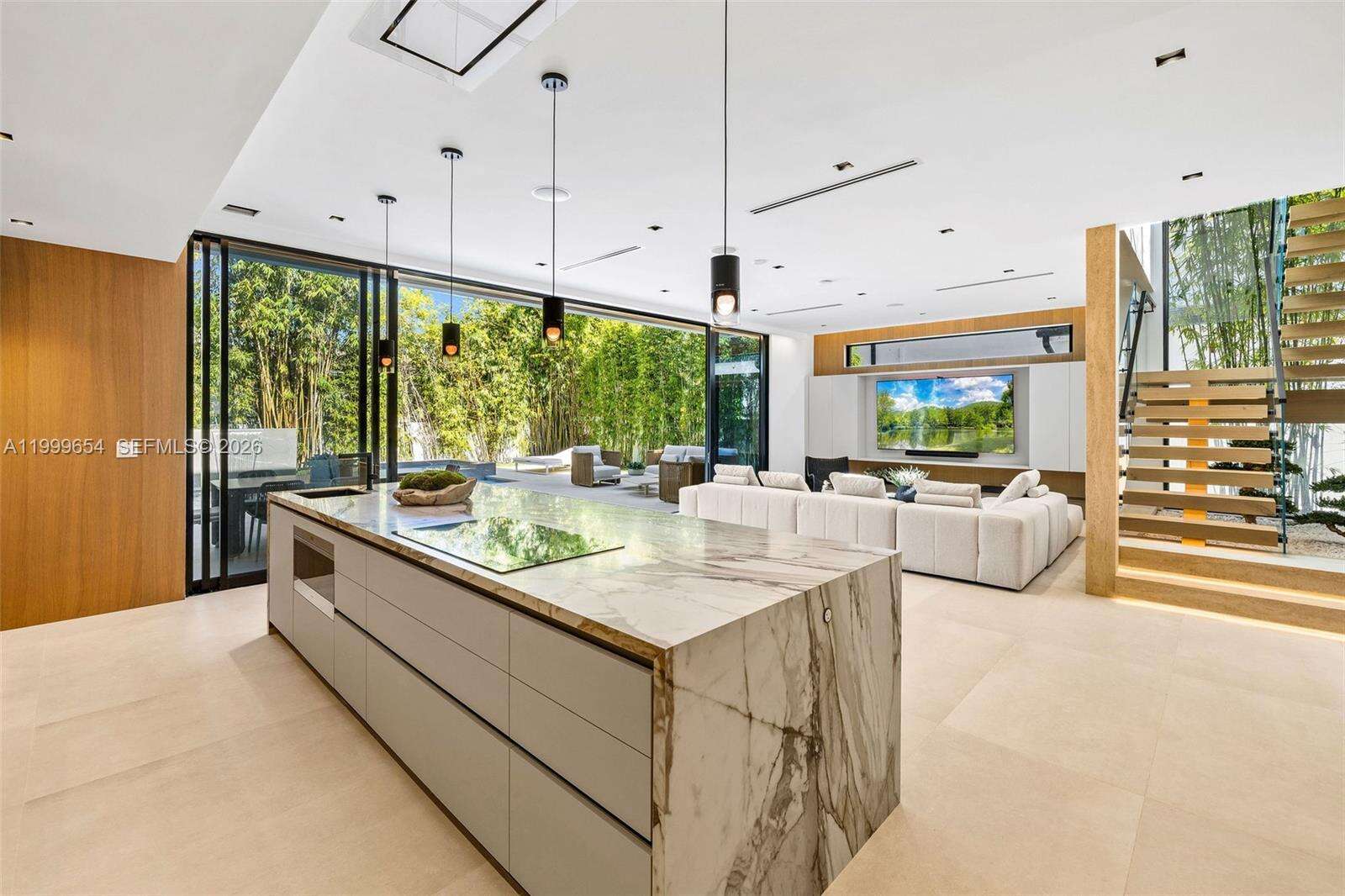 325 63rd St, Miami Beach, FL 33141 | Picture 25