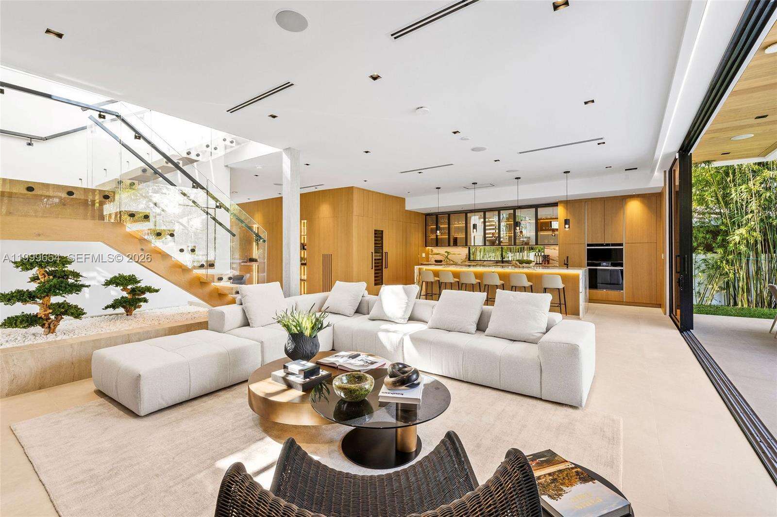 325 63rd St, Miami Beach, FL 33141 | Picture 30