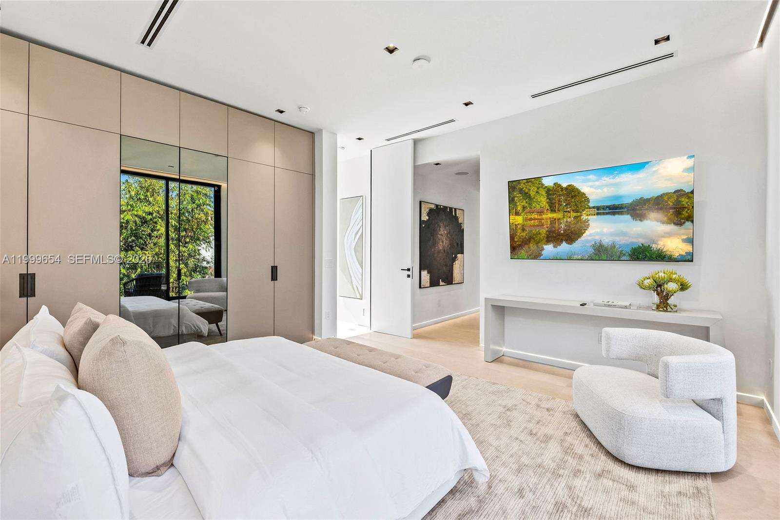 325 63rd St, Miami Beach, FL 33141 | Picture 38