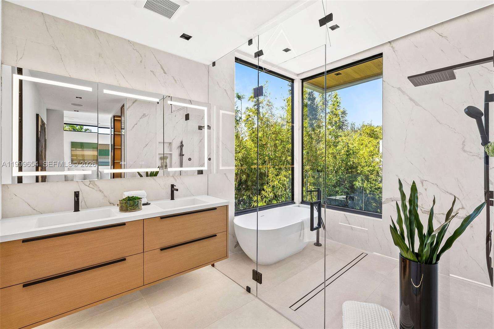 325 63rd St, Miami Beach, FL 33141 | Picture 44