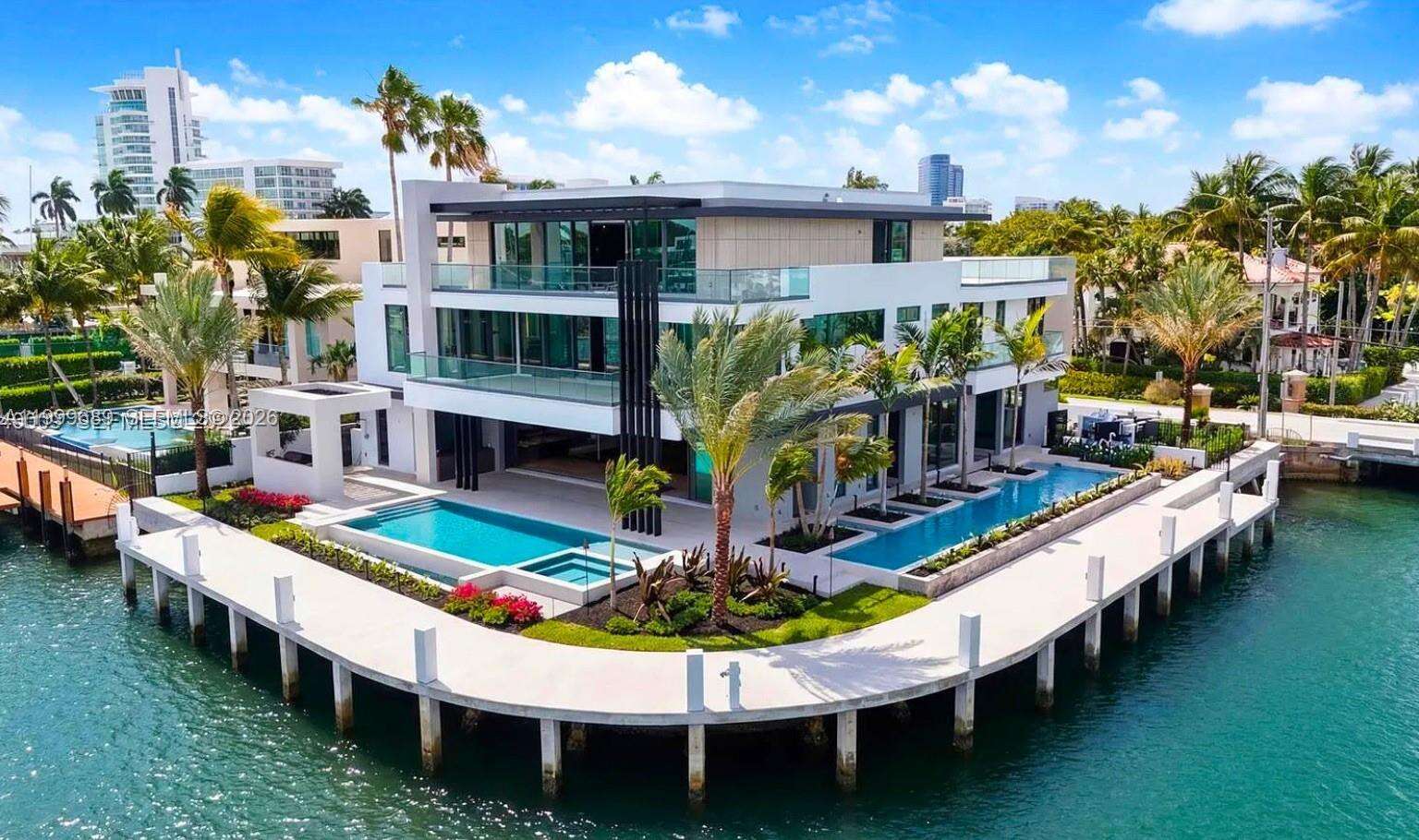 1400 Lake Dr, Fort Lauderdale, FL 33316 | Picture 1