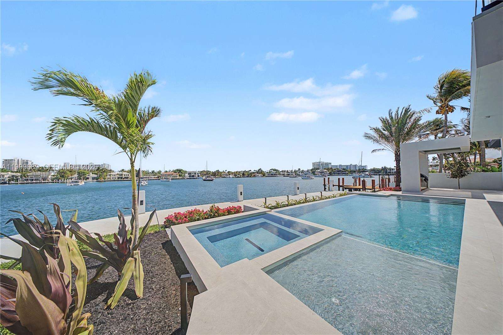 1400 Lake Dr, Fort Lauderdale, FL 33316 | Picture 2