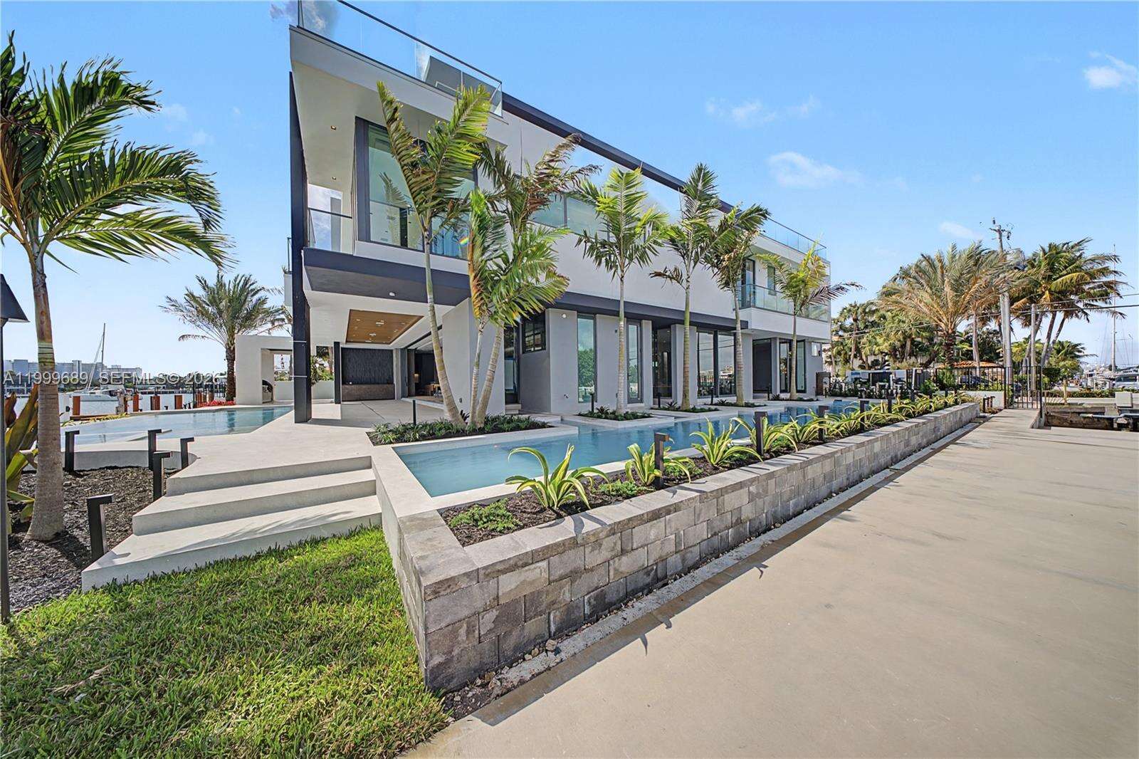 1400 Lake Dr, Fort Lauderdale, FL 33316 | Picture 4