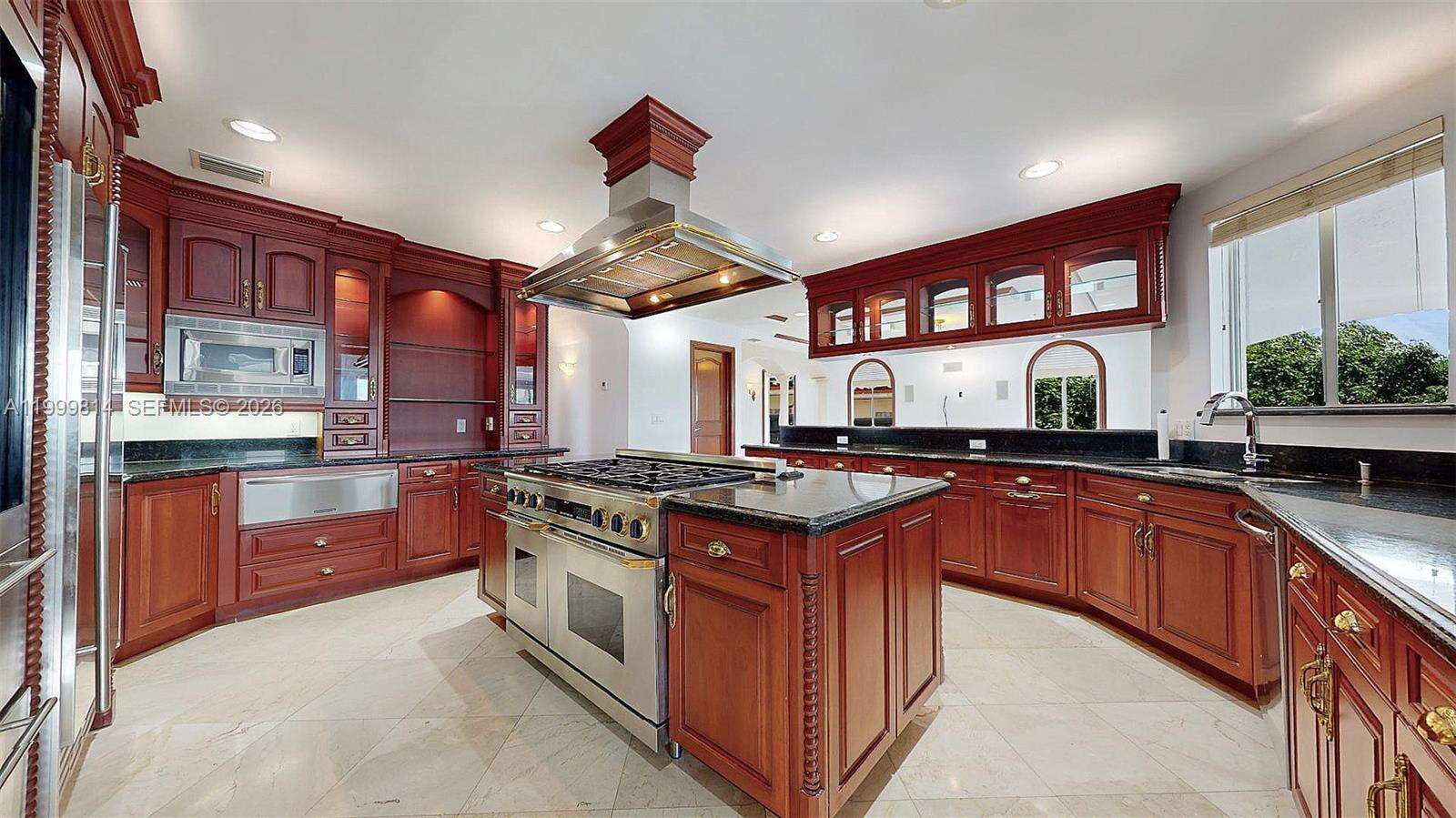 1131 Stillwater Dr, Miami Beach, FL 33141 | Picture 12