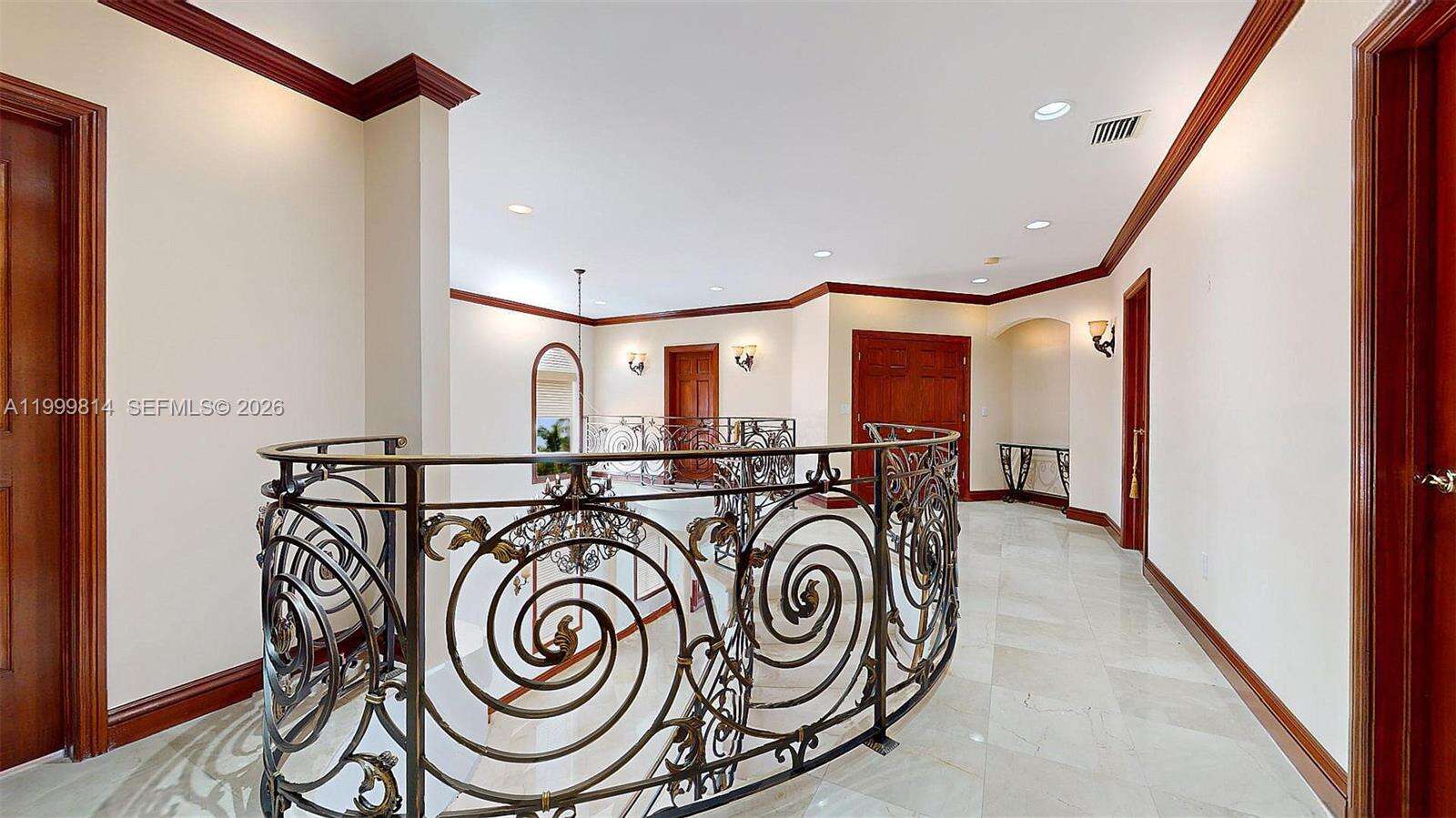 1131 Stillwater Dr, Miami Beach, FL 33141 | Picture 4