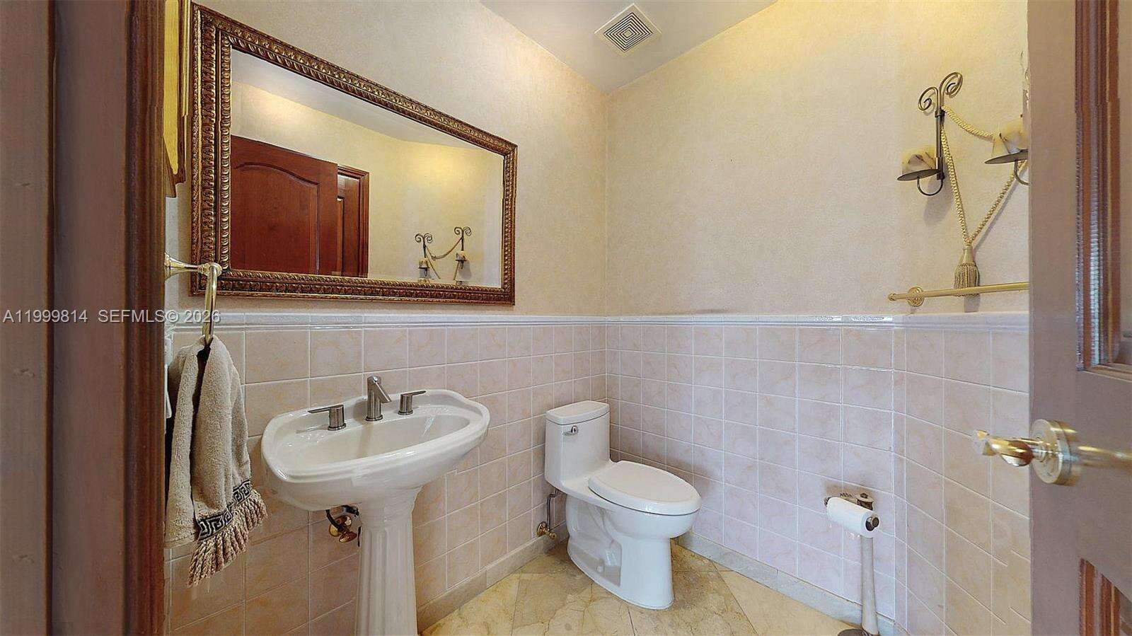 1131 Stillwater Dr, Miami Beach, FL 33141 | Picture 53