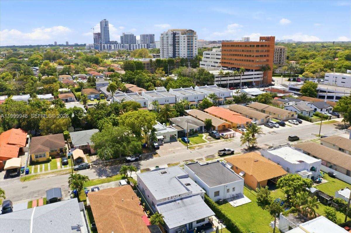 3645 25th Ter, Miami, FL 33133 | Picture 18