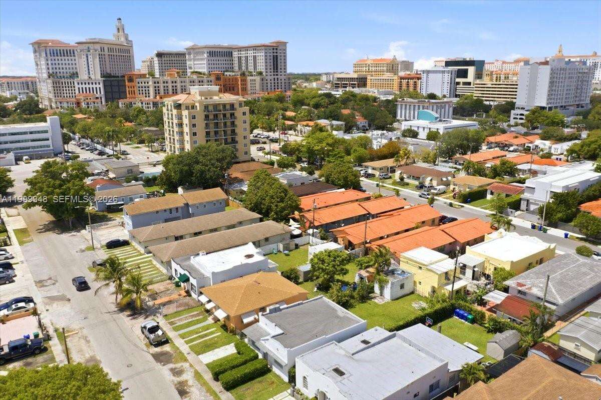 3645 25th Ter, Miami, FL 33133 | Picture 19