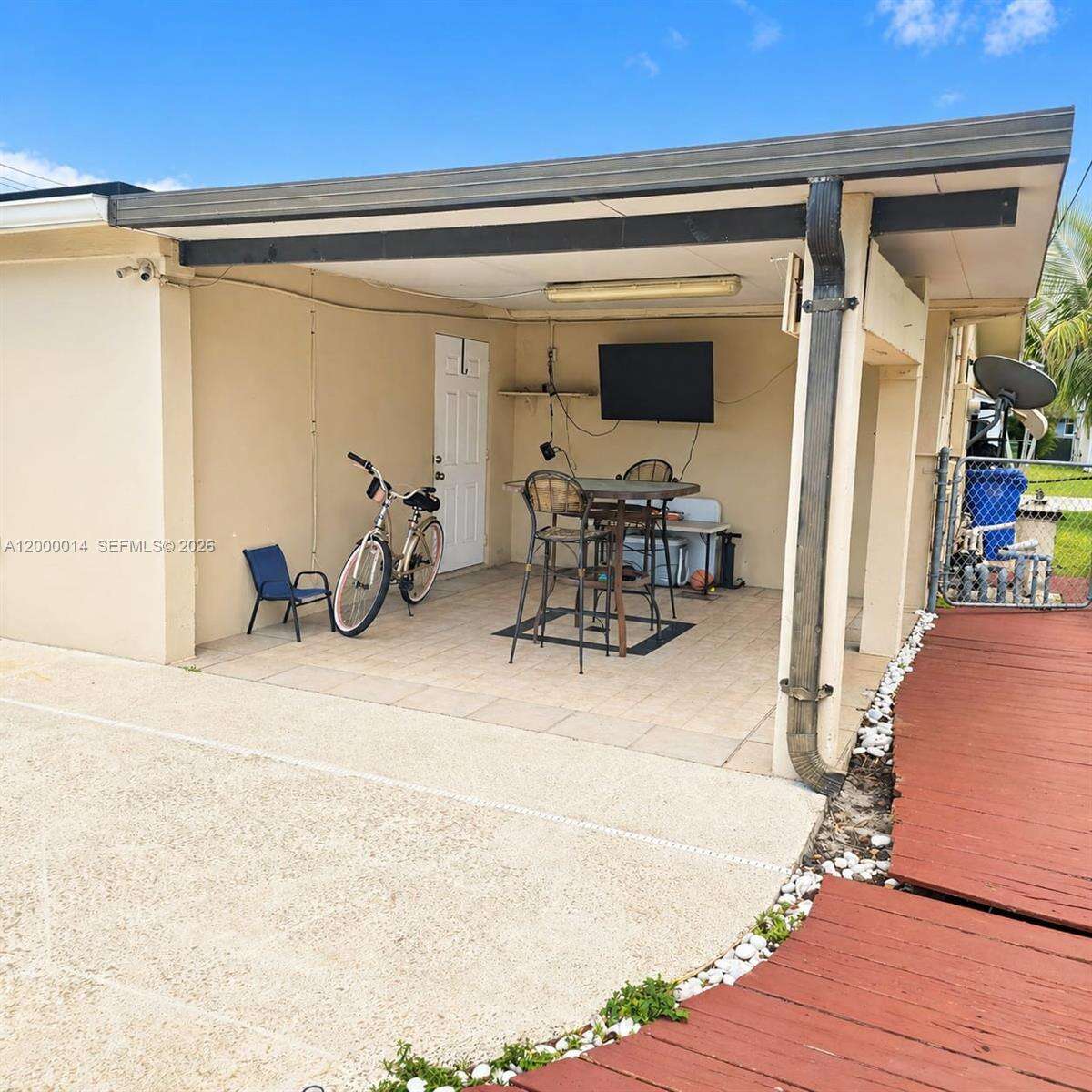8771 15th Ct, Pembroke Pines, FL 33024 - For Sale photo 17