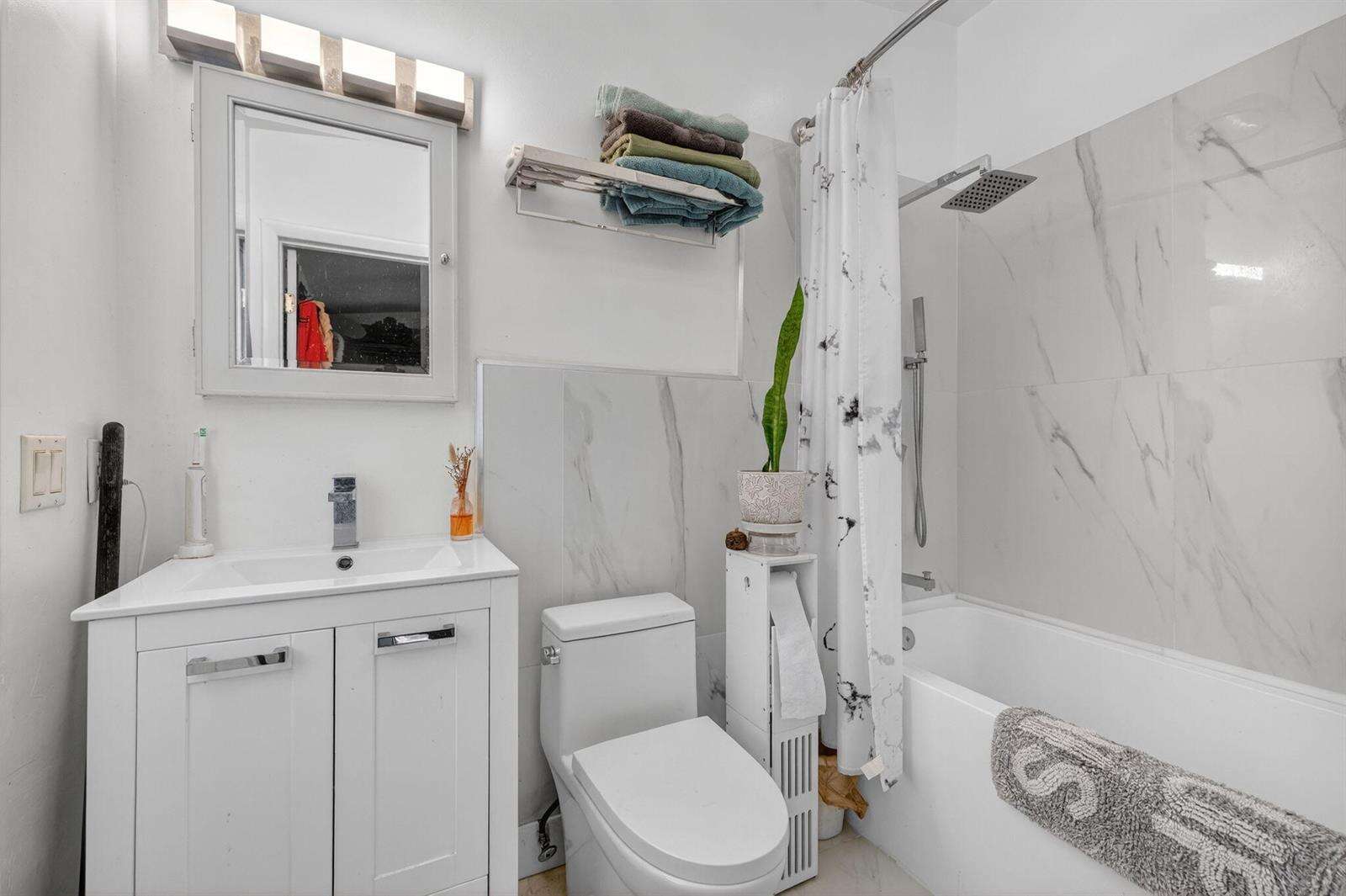 1935 25th, Fort Lauderdale, FL 33316 - For Sale photo 33