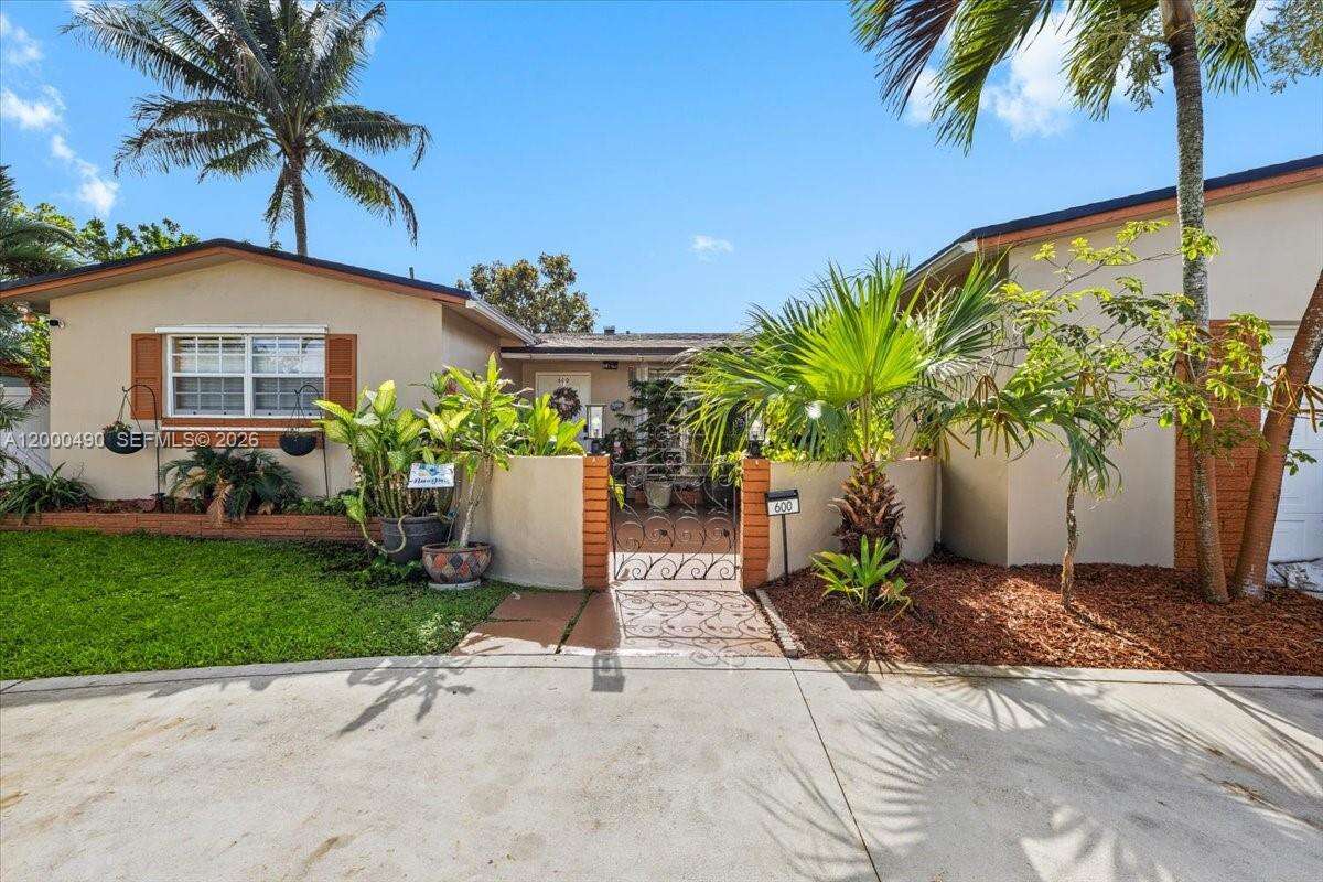 600 67th Ave, Pembroke Pines, FL 33023 - For Sale photo 3