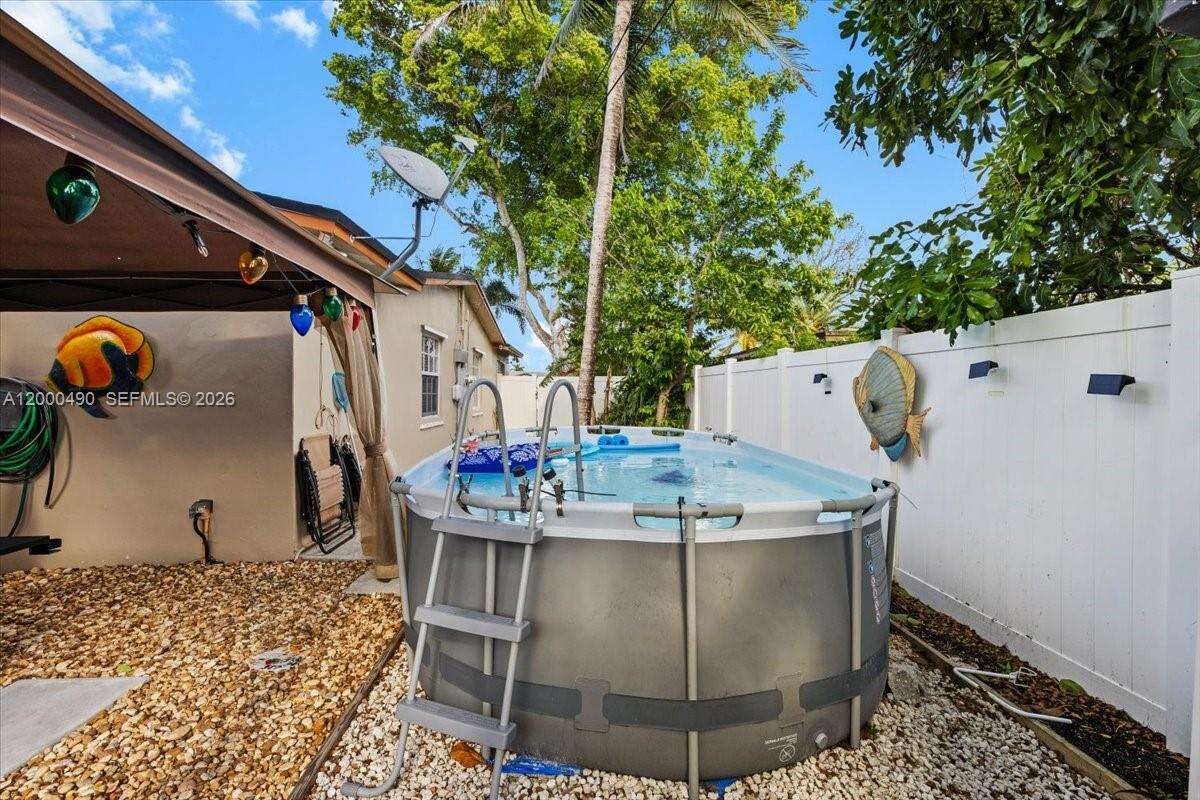 600 67th Ave, Pembroke Pines, FL 33023 - For Sale photo 21