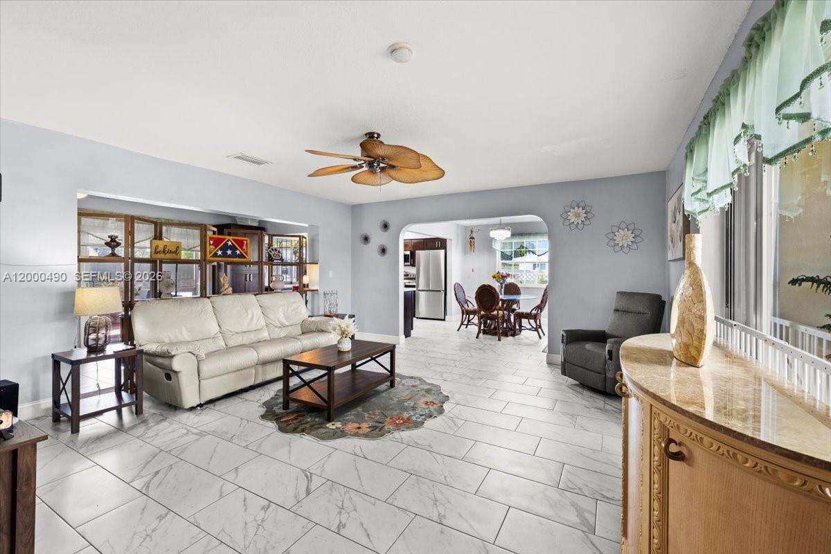 600 67th Ave, Pembroke Pines, FL 33023 - For Sale photo 6