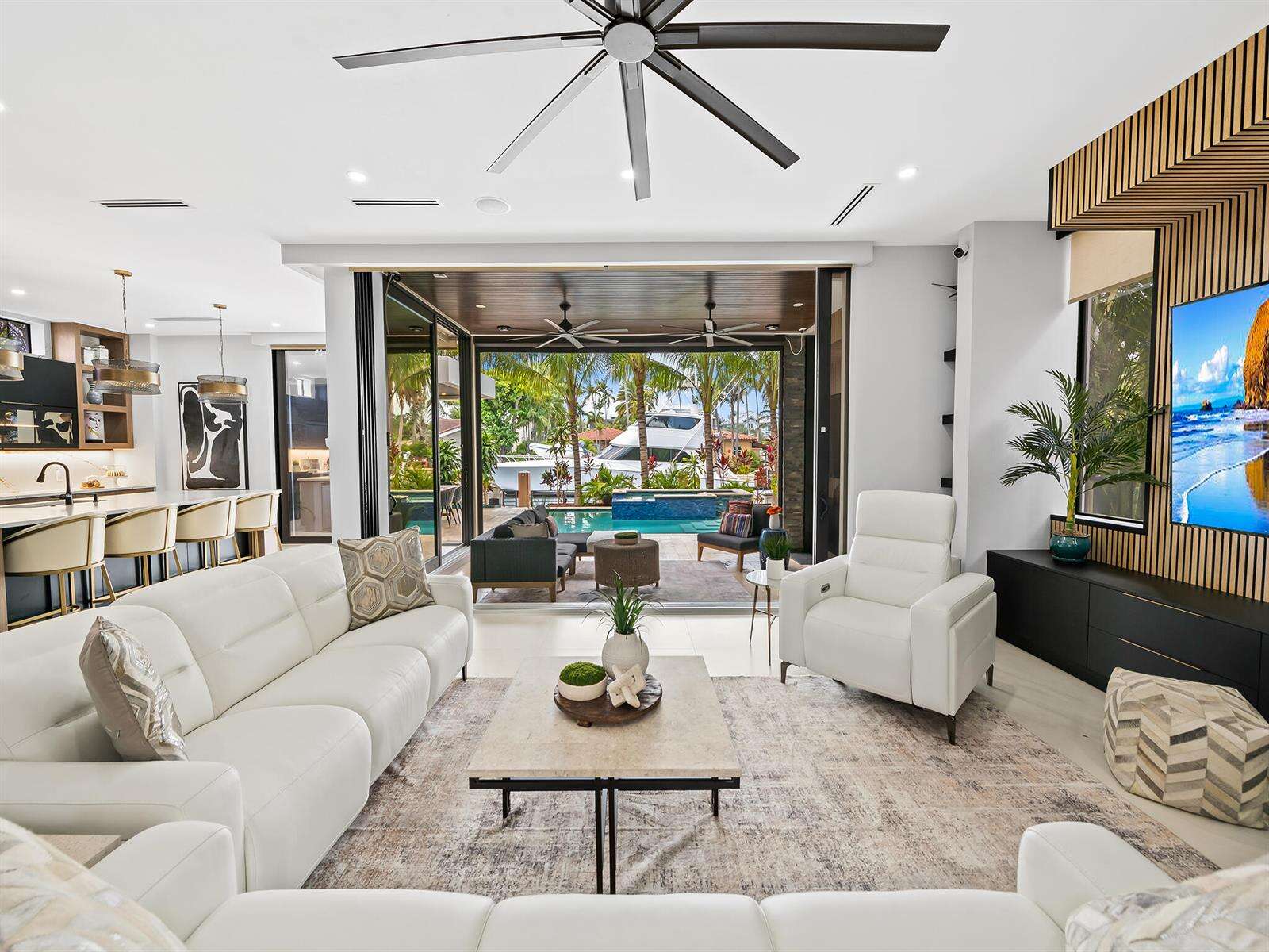 609 Poinciana, Fort Lauderdale, FL 33301 - For Sale photo 2