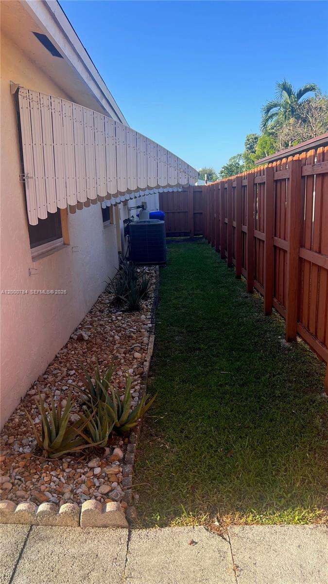 2635 Taylor St, Hollywood, FL 33020 - For Sale photo 19