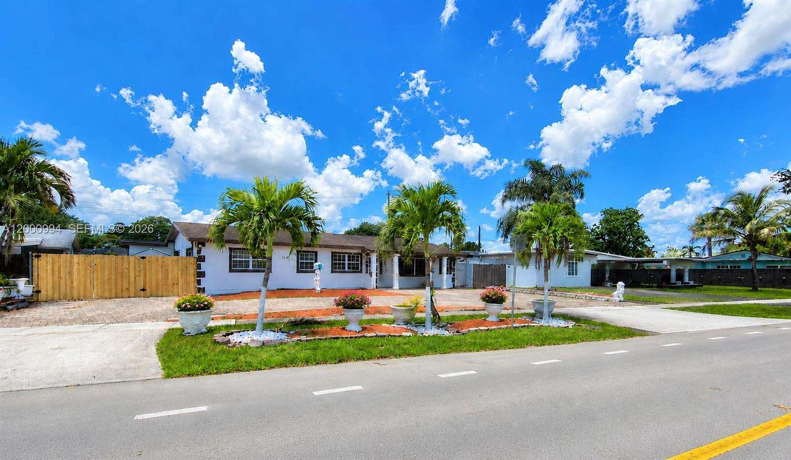 120 56th Ave, Hollywood, FL 33023 - For Sale photo 1